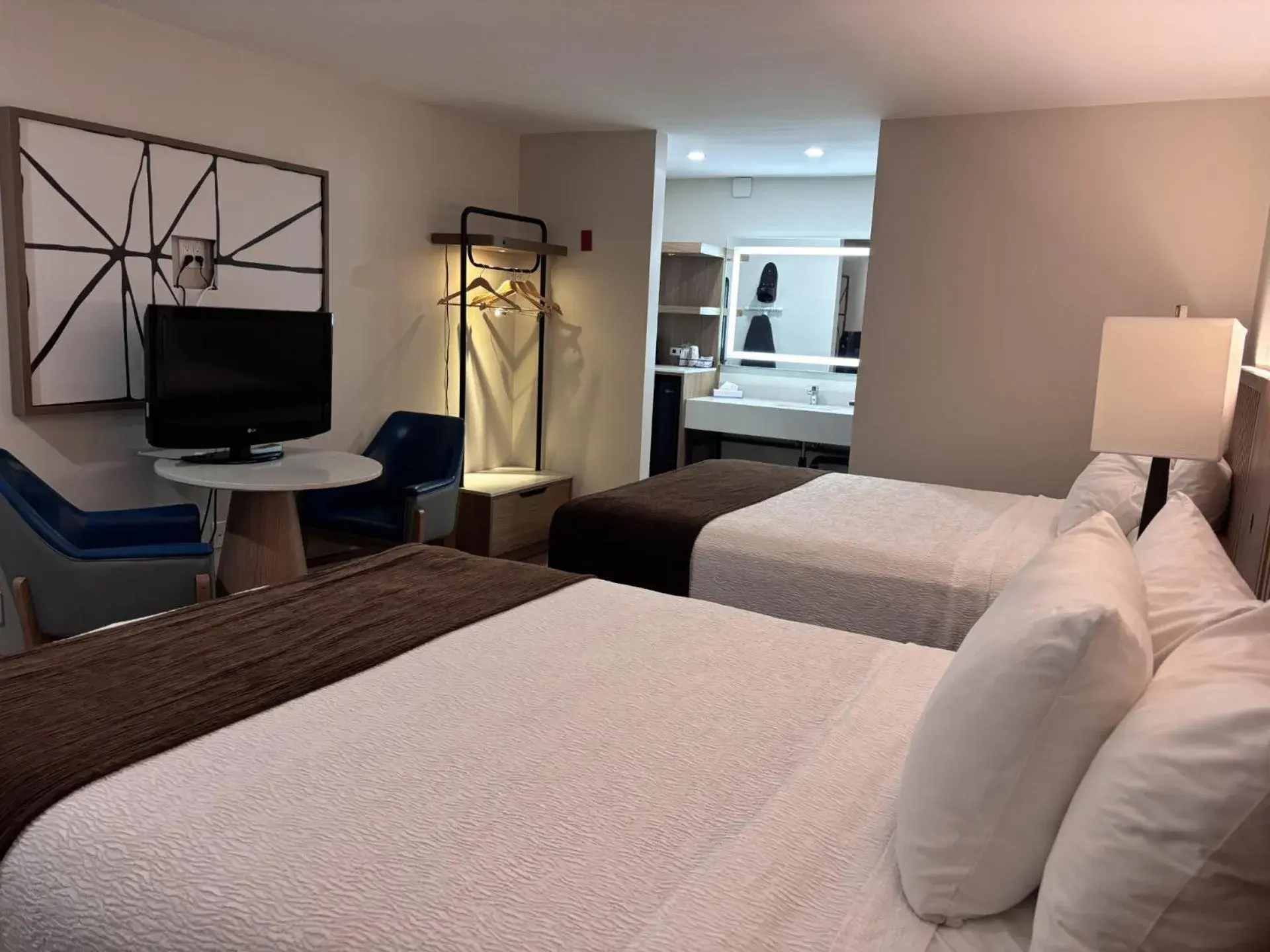 Seating area in Mission Bay Inn San Diego Seating area in Mission Bay Inn San Diego