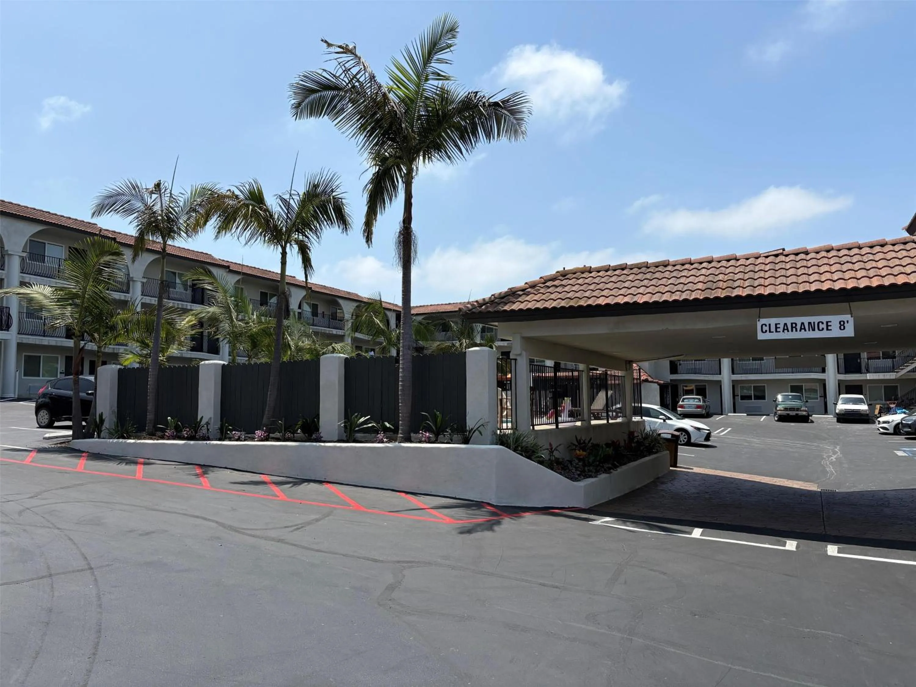 Property building in Best Western San Diego Pacific Beach/Mission Bay