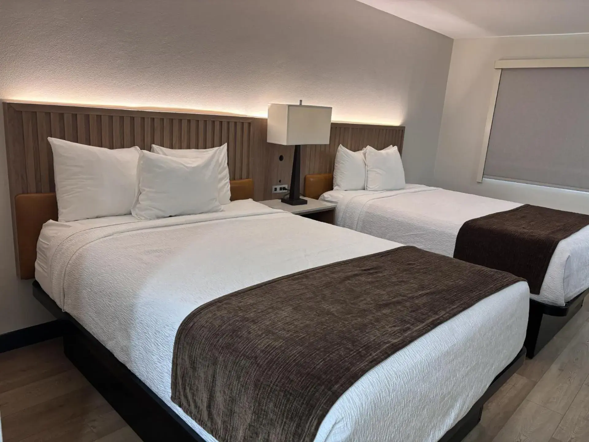 Bed in Mission Bay Inn San Diego Bed in Mission Bay Inn San Diego