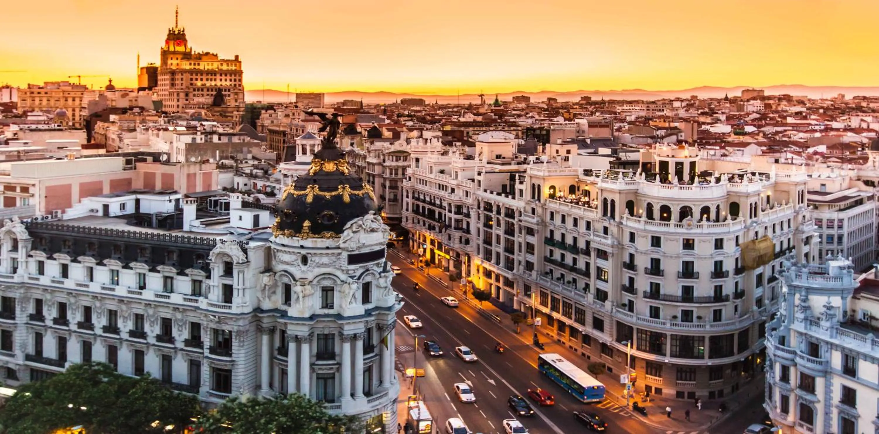 Nearby landmark in PUERTA DEL SOL Carretas APARTAMENTS & Rooms