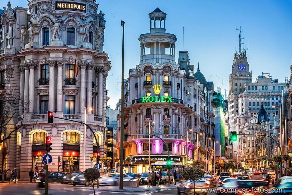 Nearby landmark in PUERTA DEL SOL Carretas APARTAMENTS & Rooms