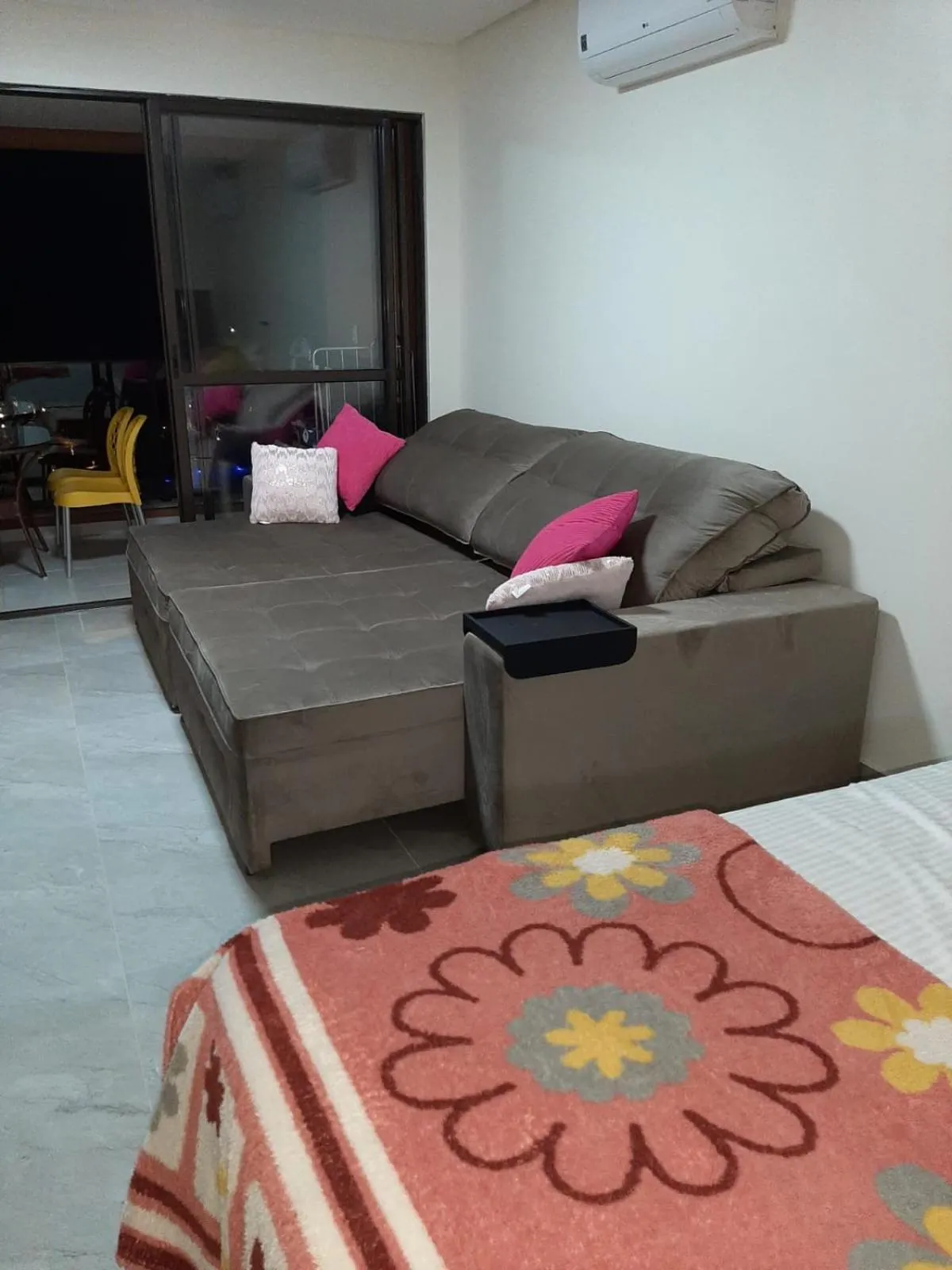 Seating area, Bed in FLAT ECO RESORT PRAIA DOS CARNEIROS