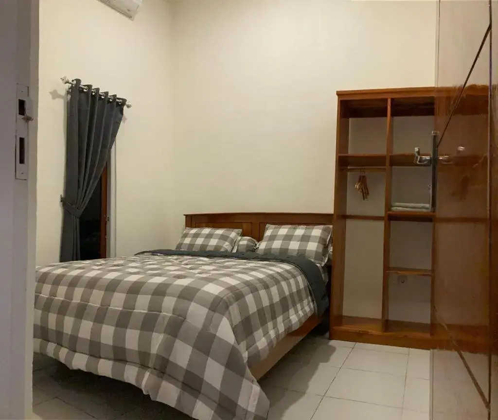 Photo of the whole room, Bed in LOPE HOMESTAY Photo of the whole room, Bed in LOPE HOMESTAY