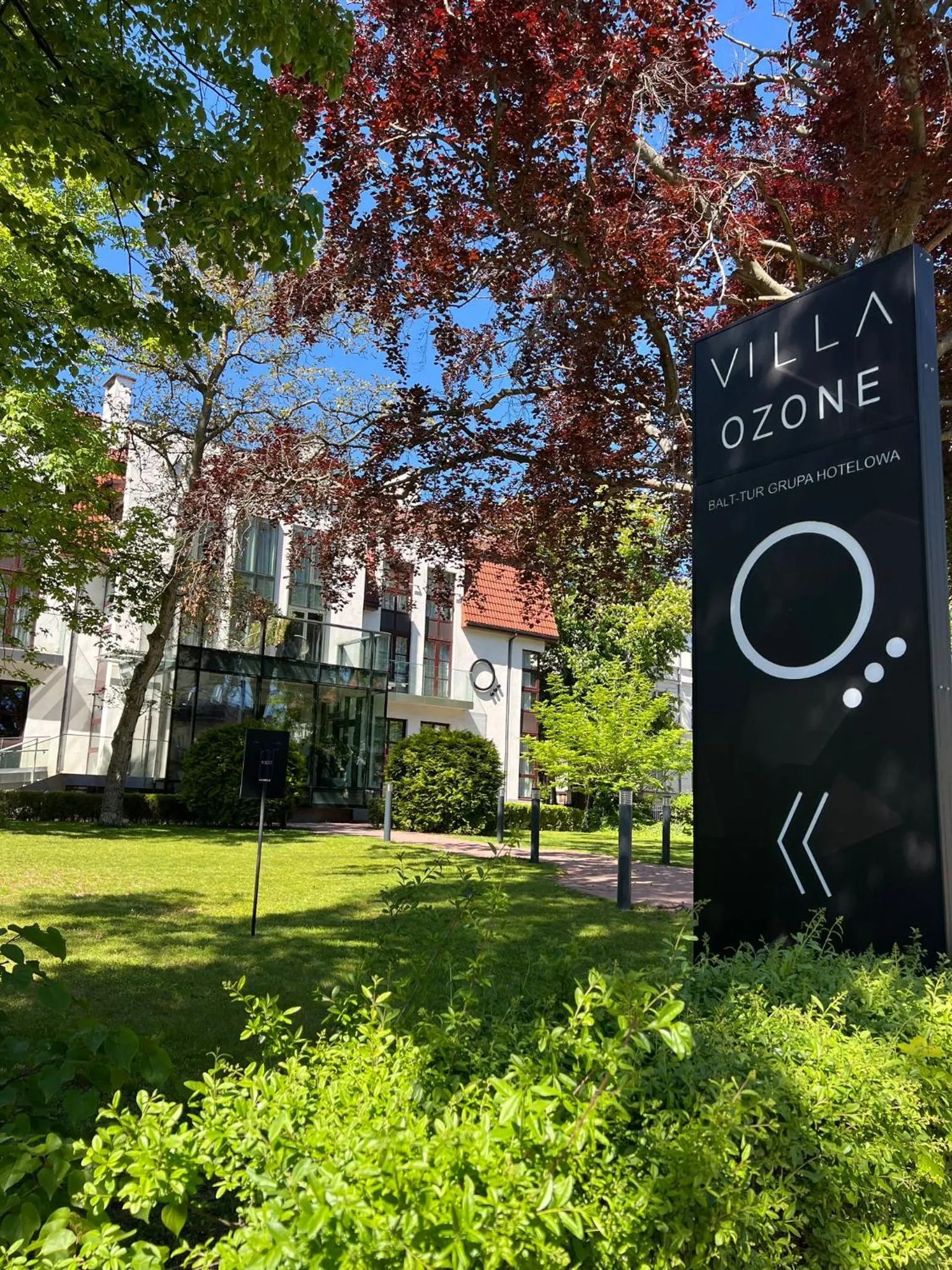 Property building in Villa Ozone