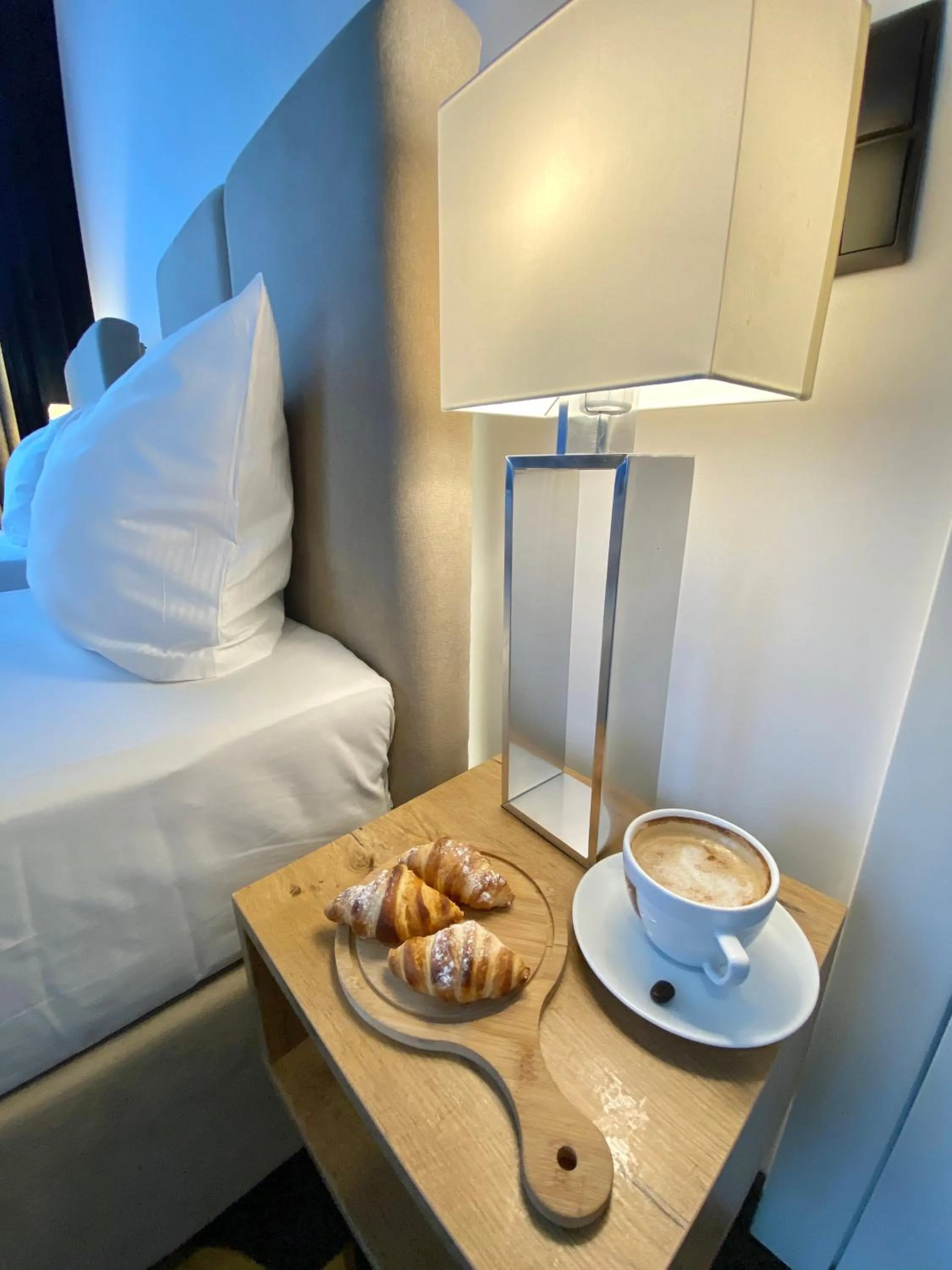 Photo of the whole room, Bed in Jess Krolewski Gdansk Old Town