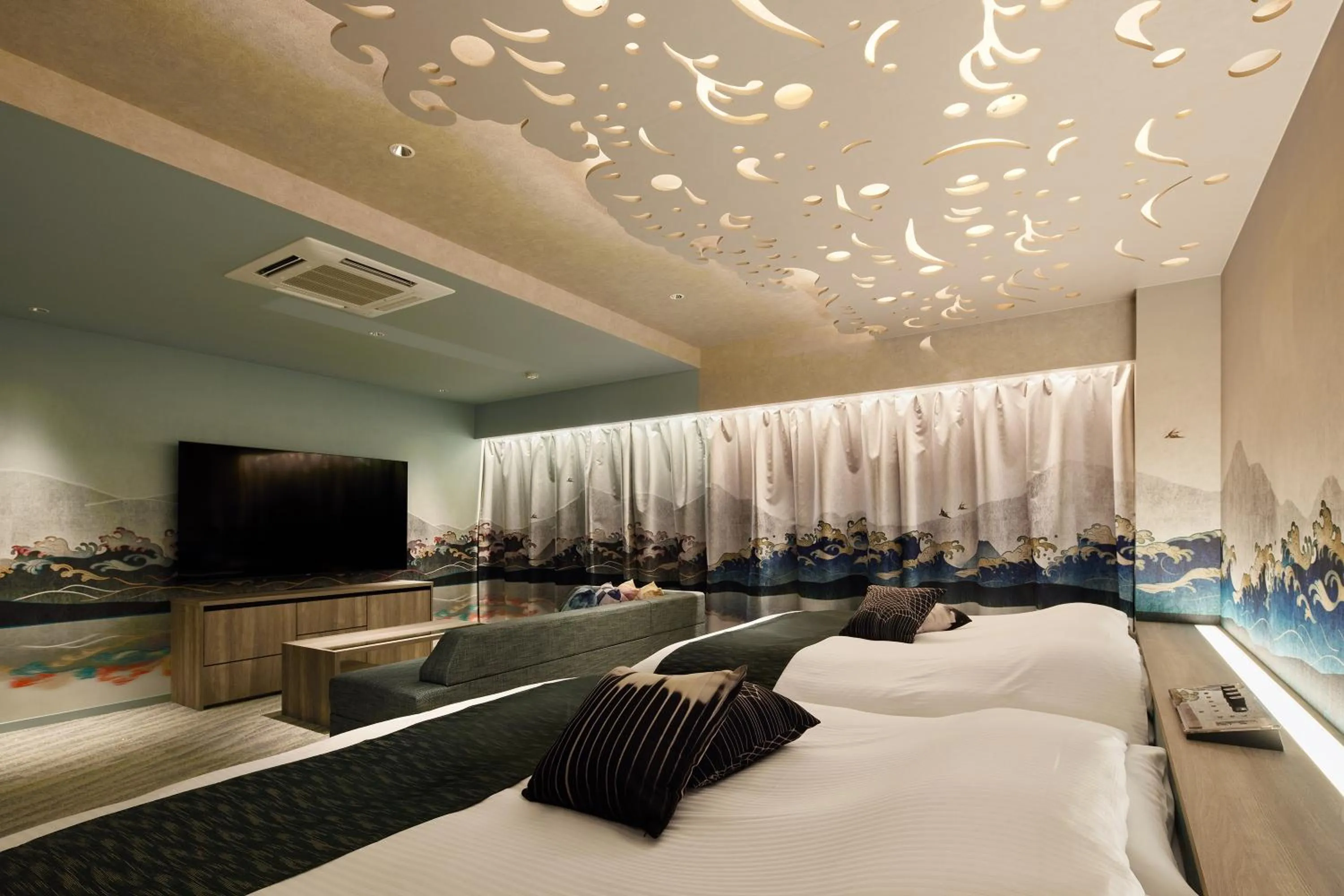 Photo of the whole room, Bed in Yatomi Hotel Nuqu Natural Hot Spring
