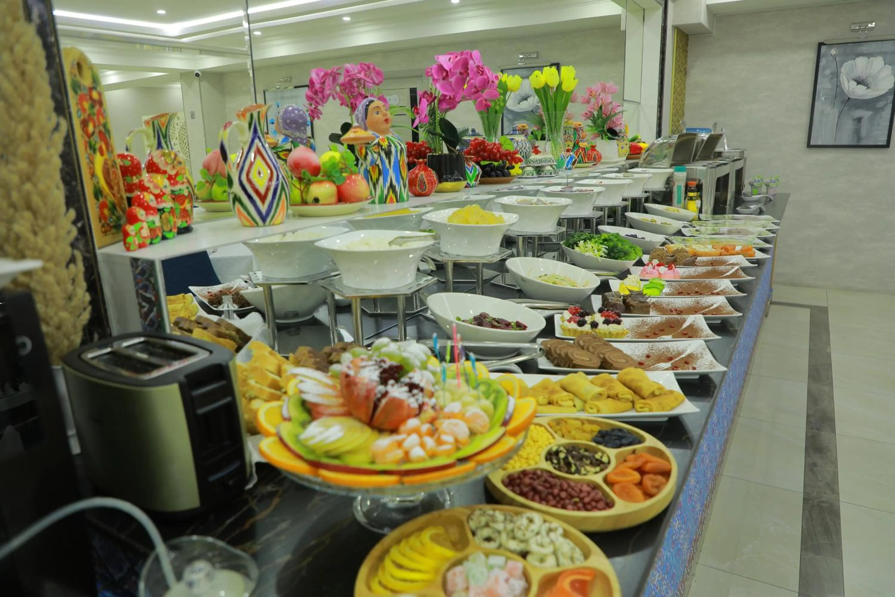 Buffet breakfast in Human Hotel