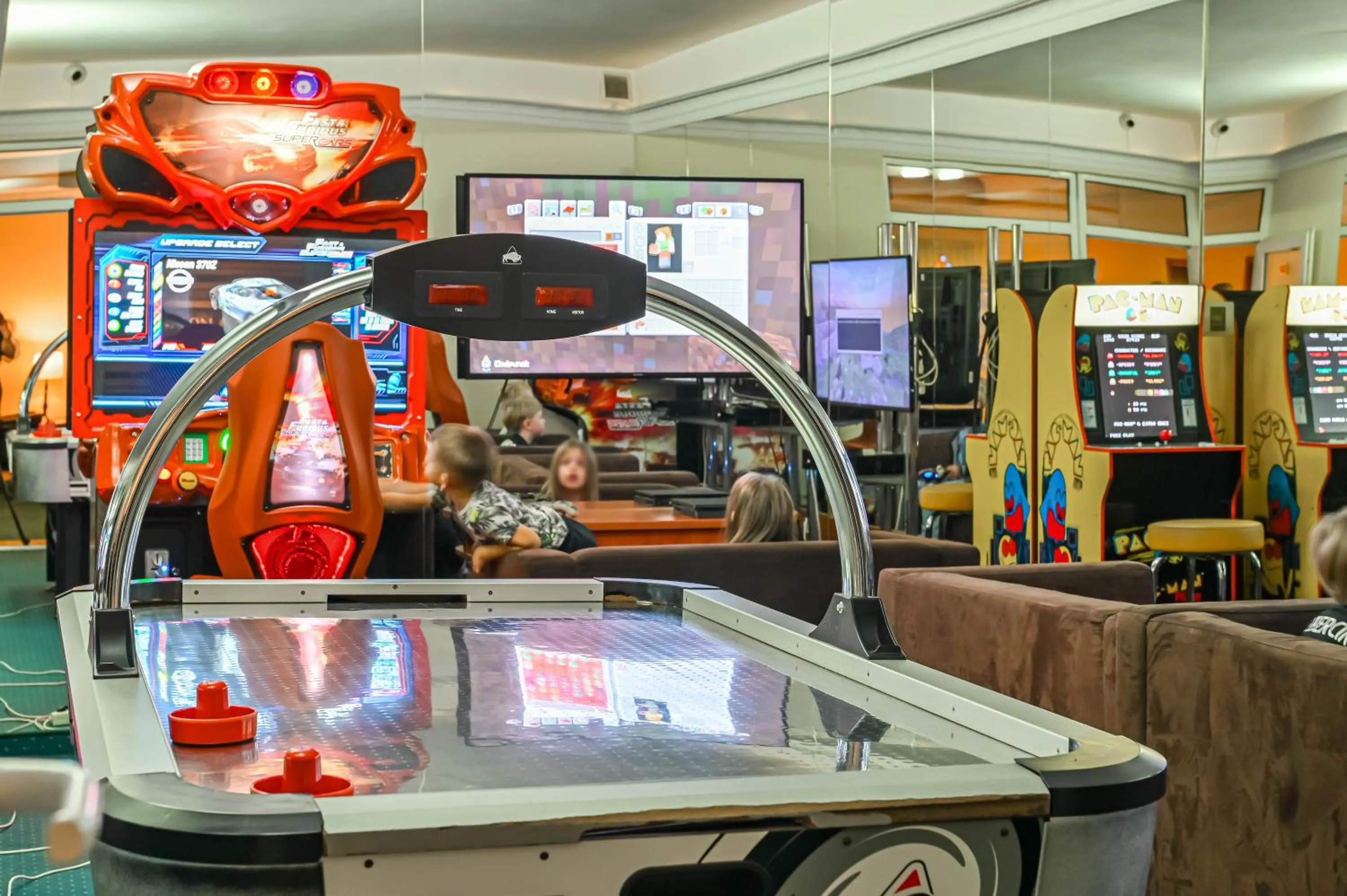 Game Room in Hotel SPA Faltom Gdynia Rumia