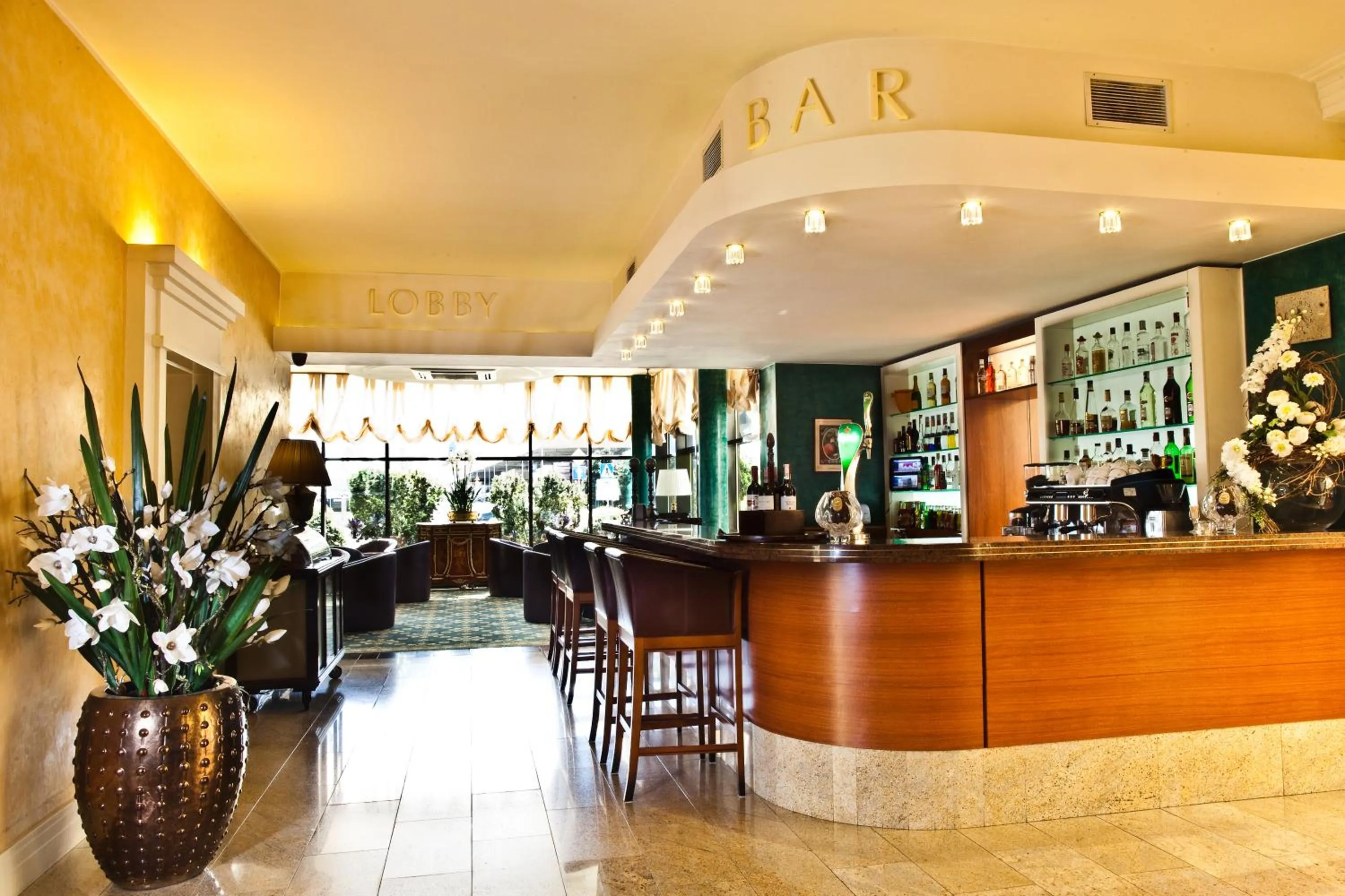 Lounge or bar in Hotel SPA Faltom Gdynia Rumia