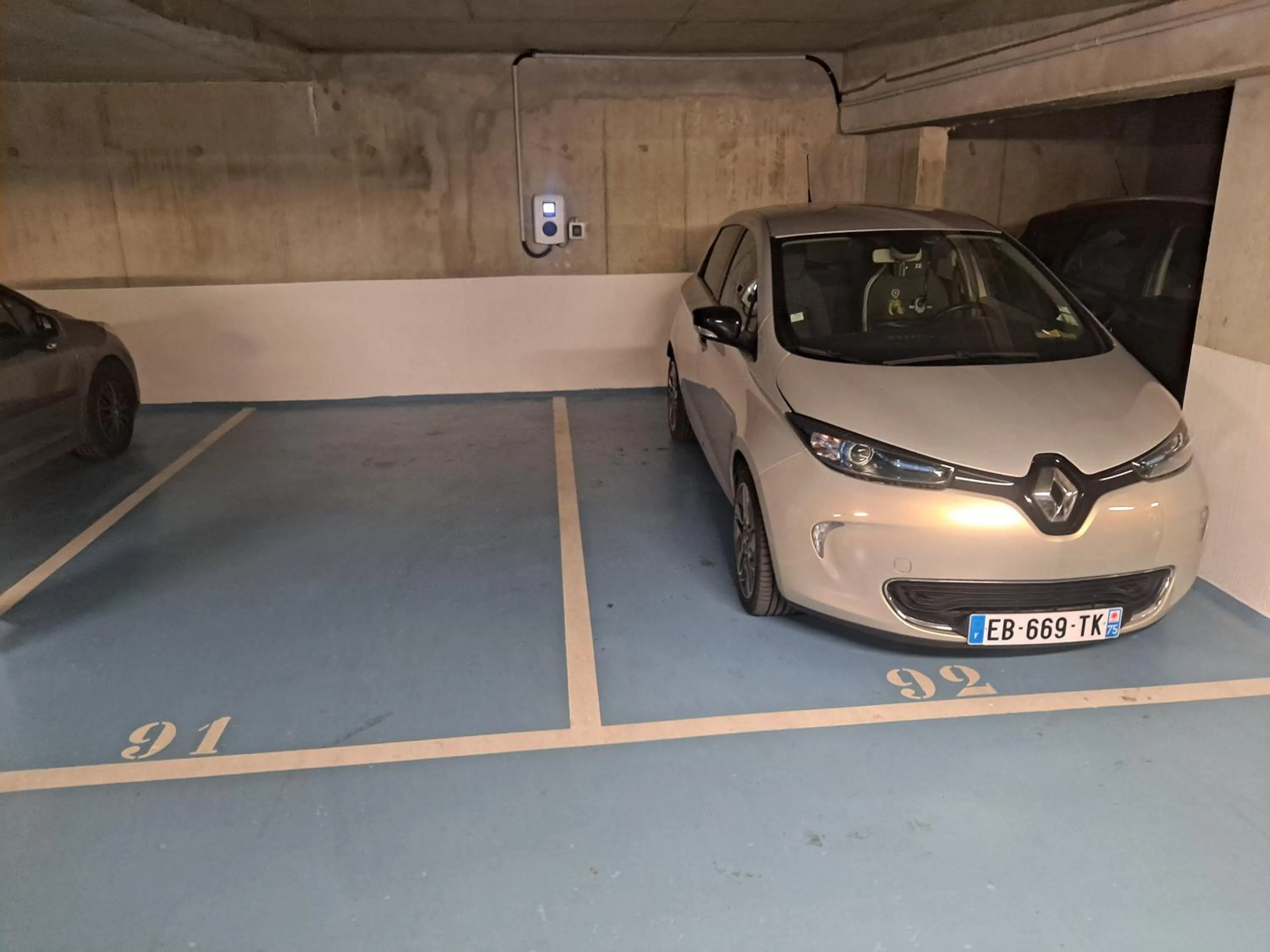 Parking in The Green Terrace Disneyland