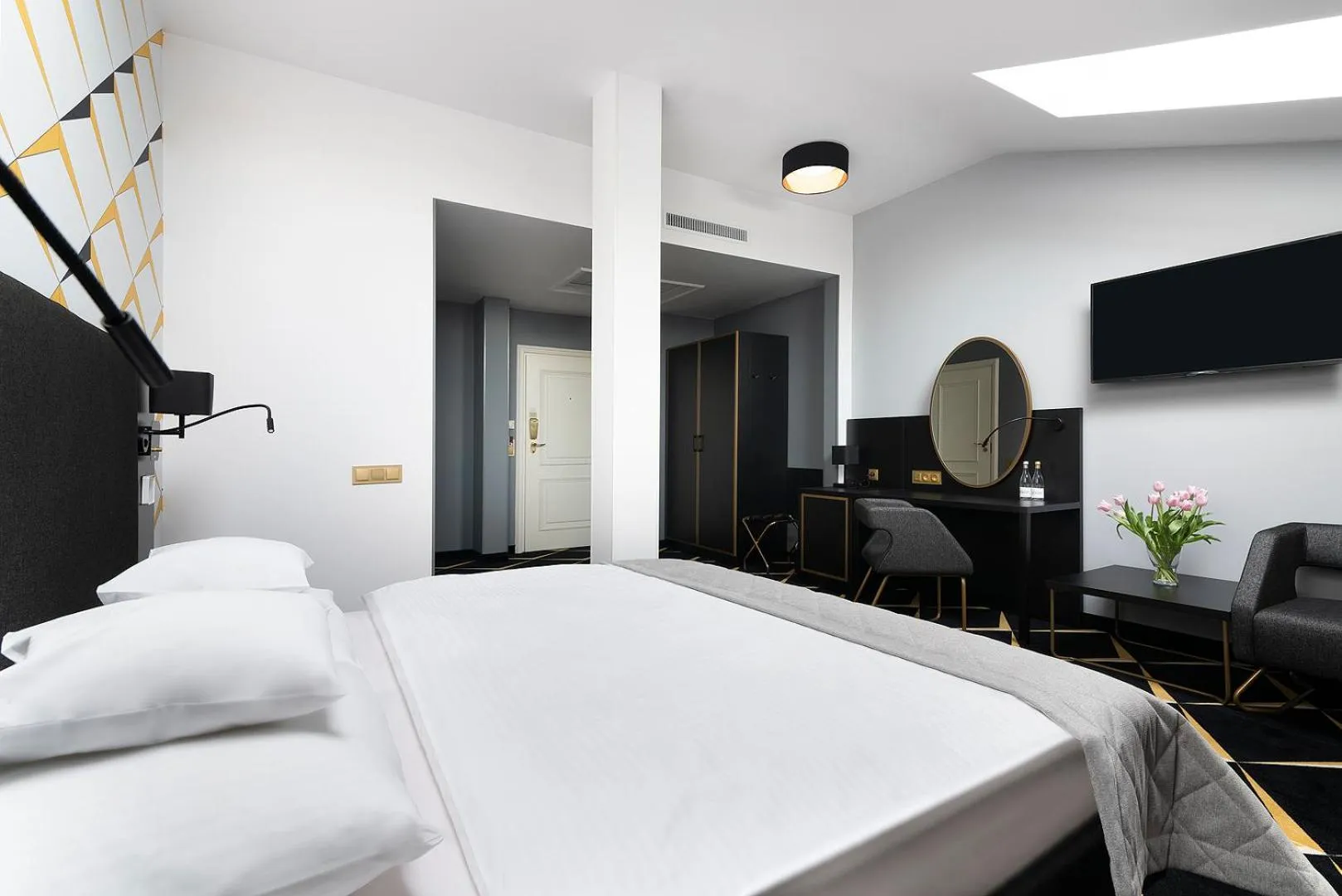 Photo of the whole room, Bed in IBB Hotel Grand Hotel Lublin