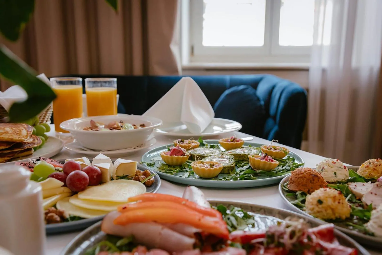 room service in IBB Hotel Grand Hotel Lublin