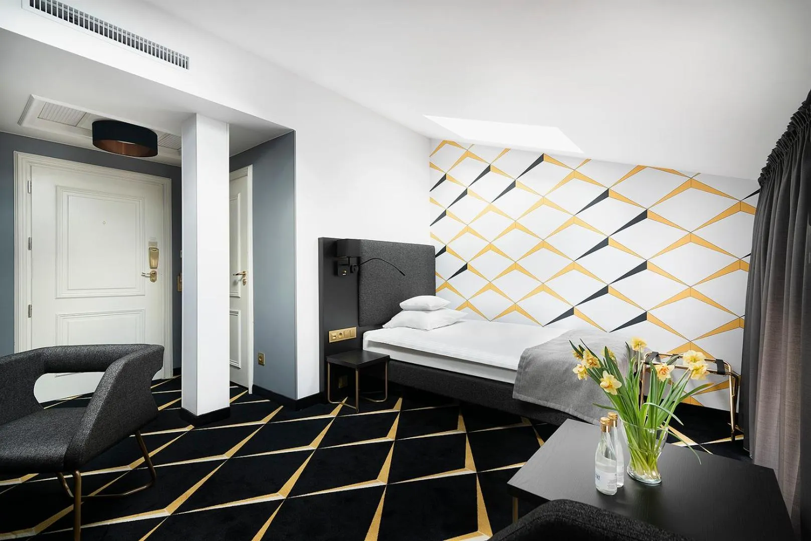 Photo of the whole room, Bed in IBB Hotel Grand Hotel Lublin