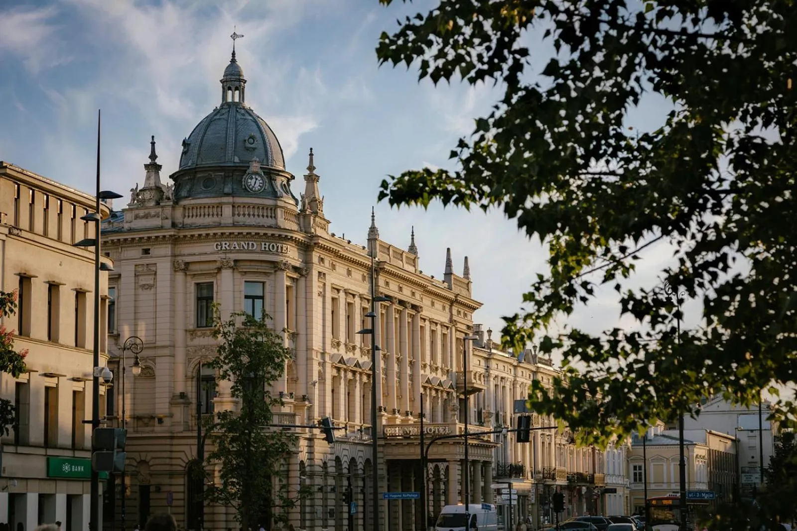 Facade/entrance in IBB Hotel Grand Hotel Lublin