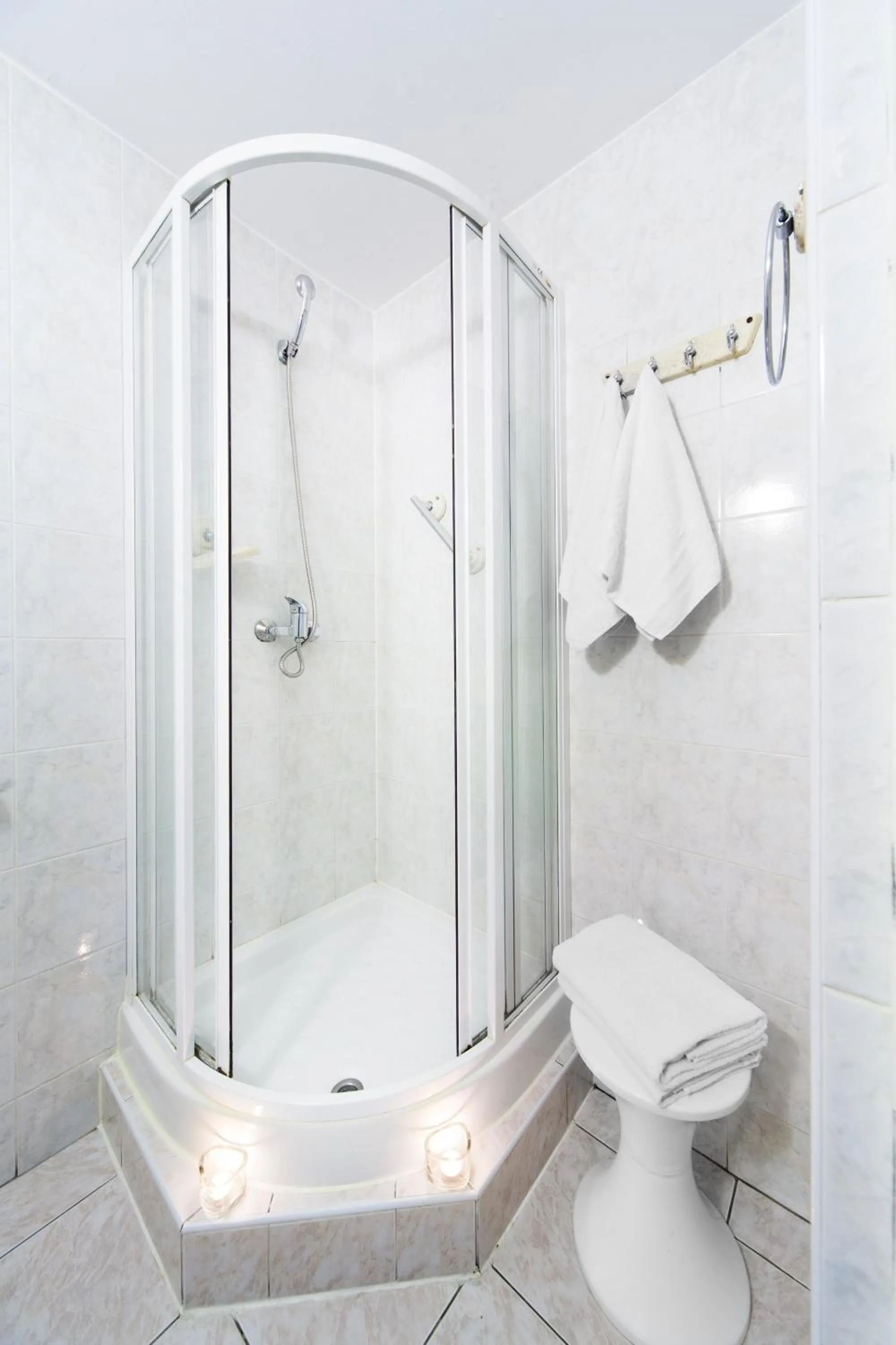 Shower in Hotel Mazowiecki Łódź