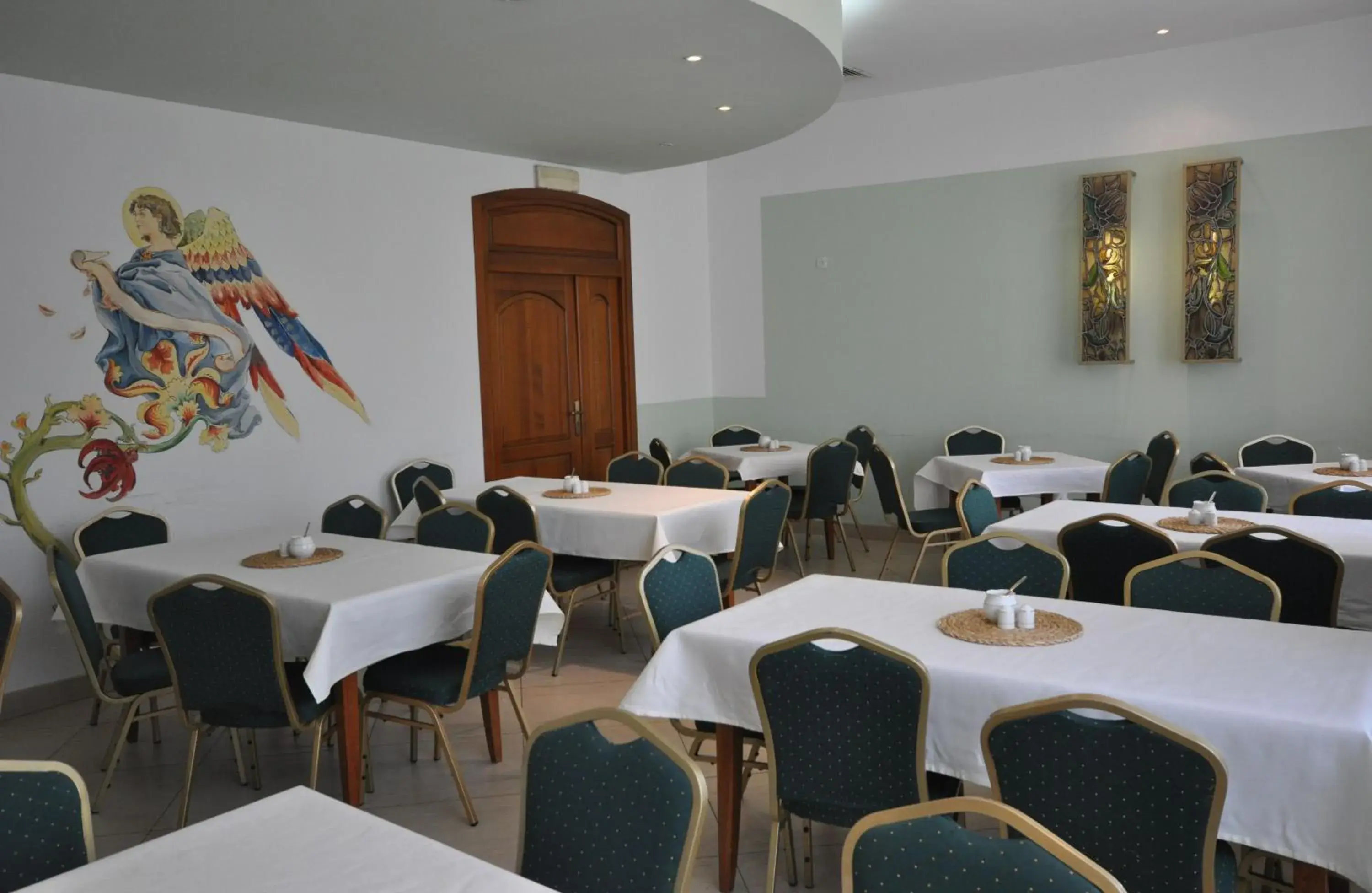 Restaurant/places to eat in Matejko Hotel Restaurant/places to eat in Matejko Hotel