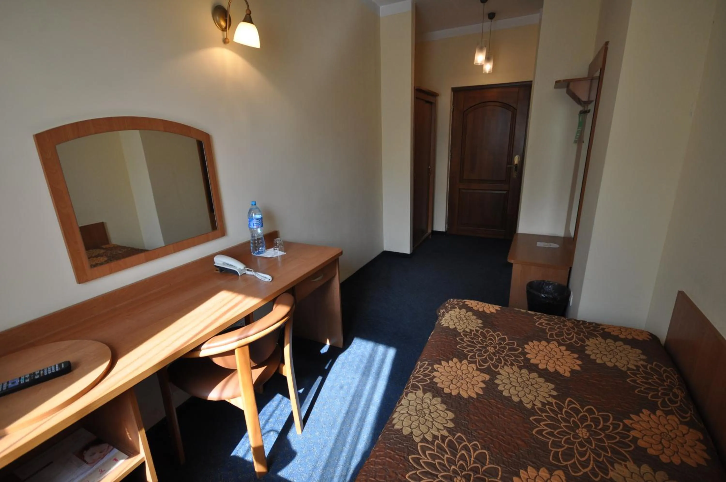 Photo of the whole room, Bed in Matejko Hotel