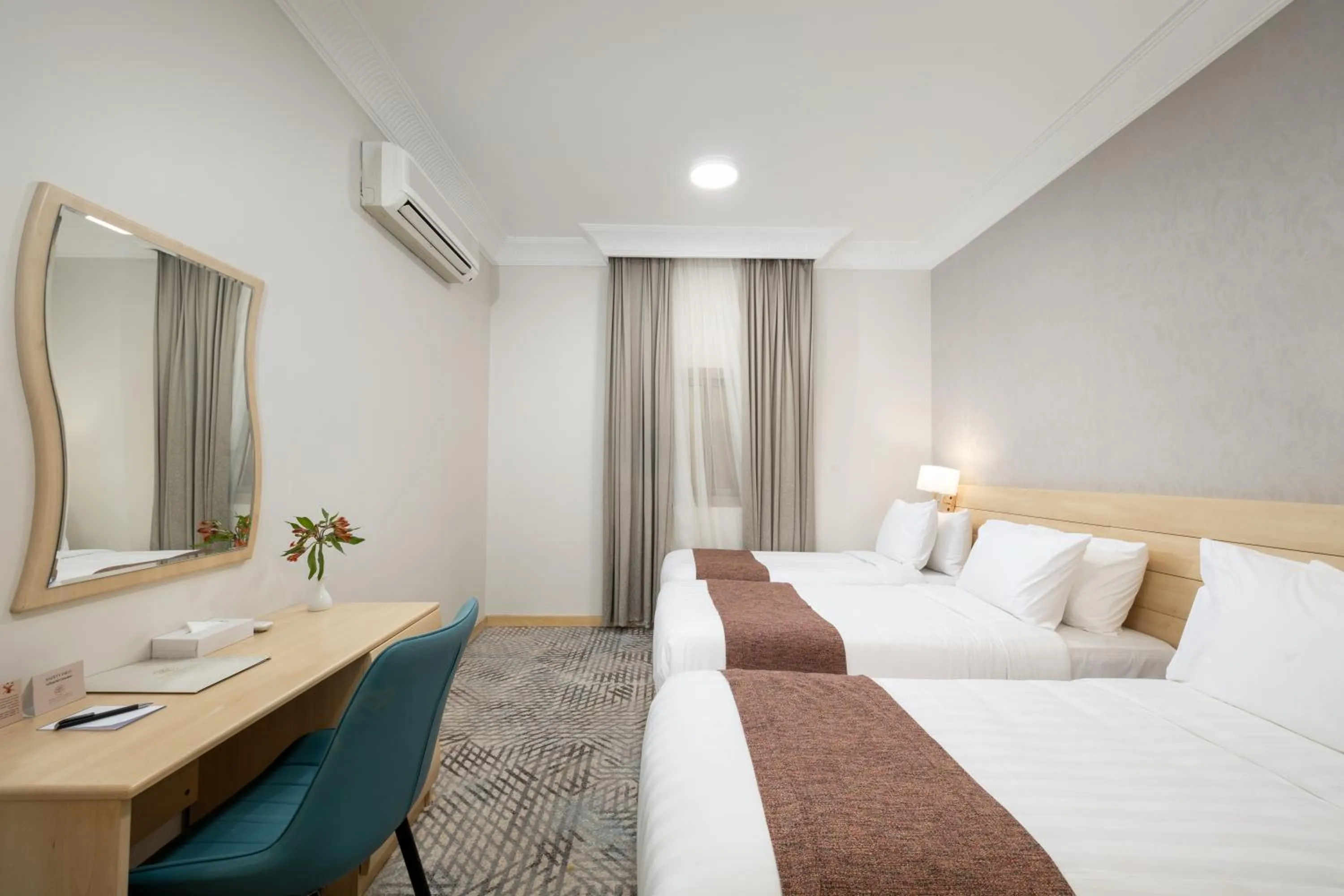 Bedroom, Bed in Emaar Al Noor