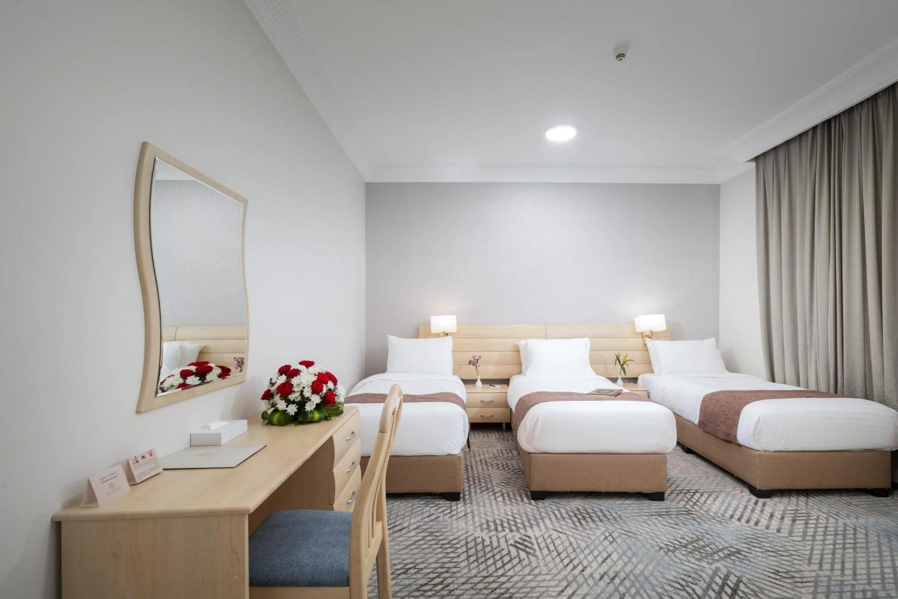 Bedroom, Bed in Emaar Al Noor