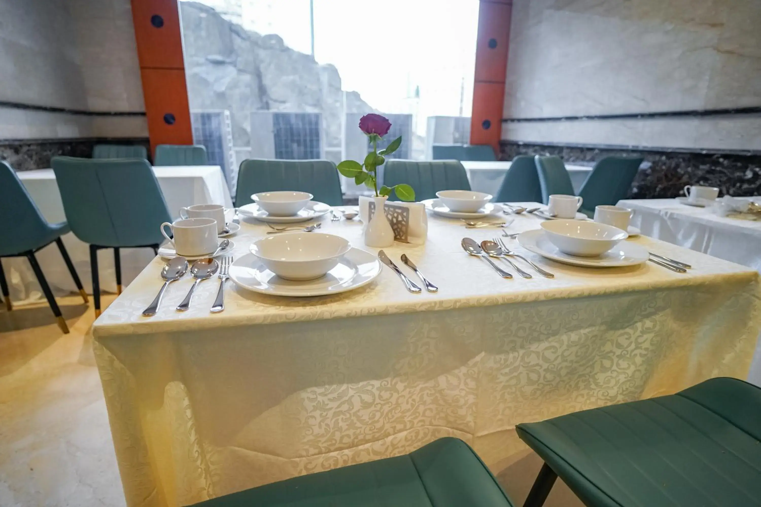 Restaurant/places to eat in Emaar Al Noor Restaurant/places to eat in Emaar Al Noor