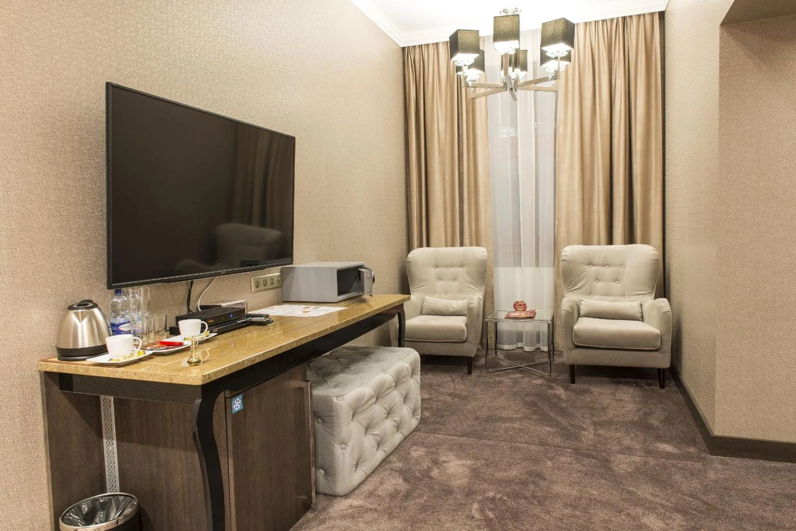 Photo of the whole room in Hotel Europa