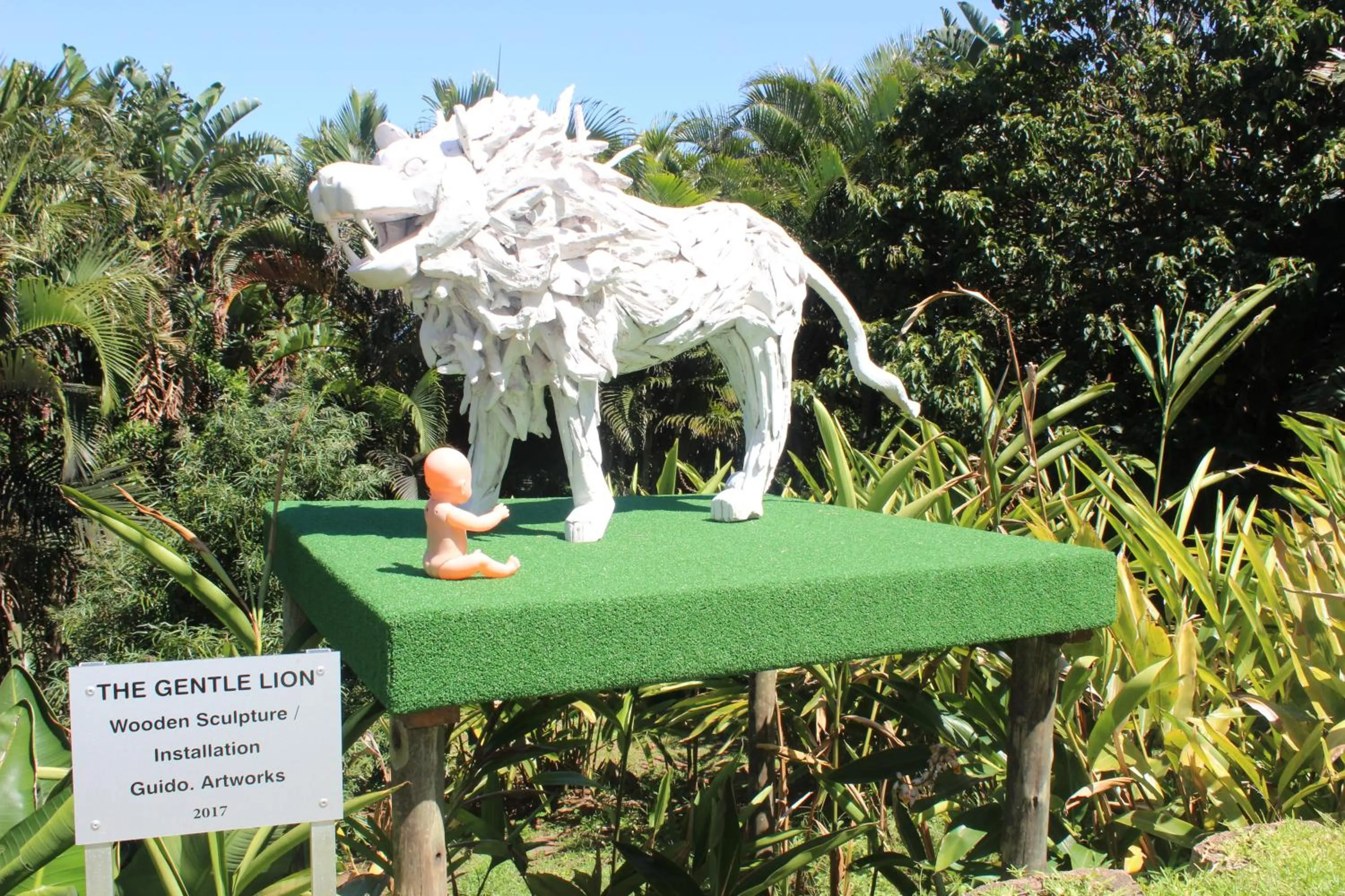 Garden view in Days At Sea Beach Lodge