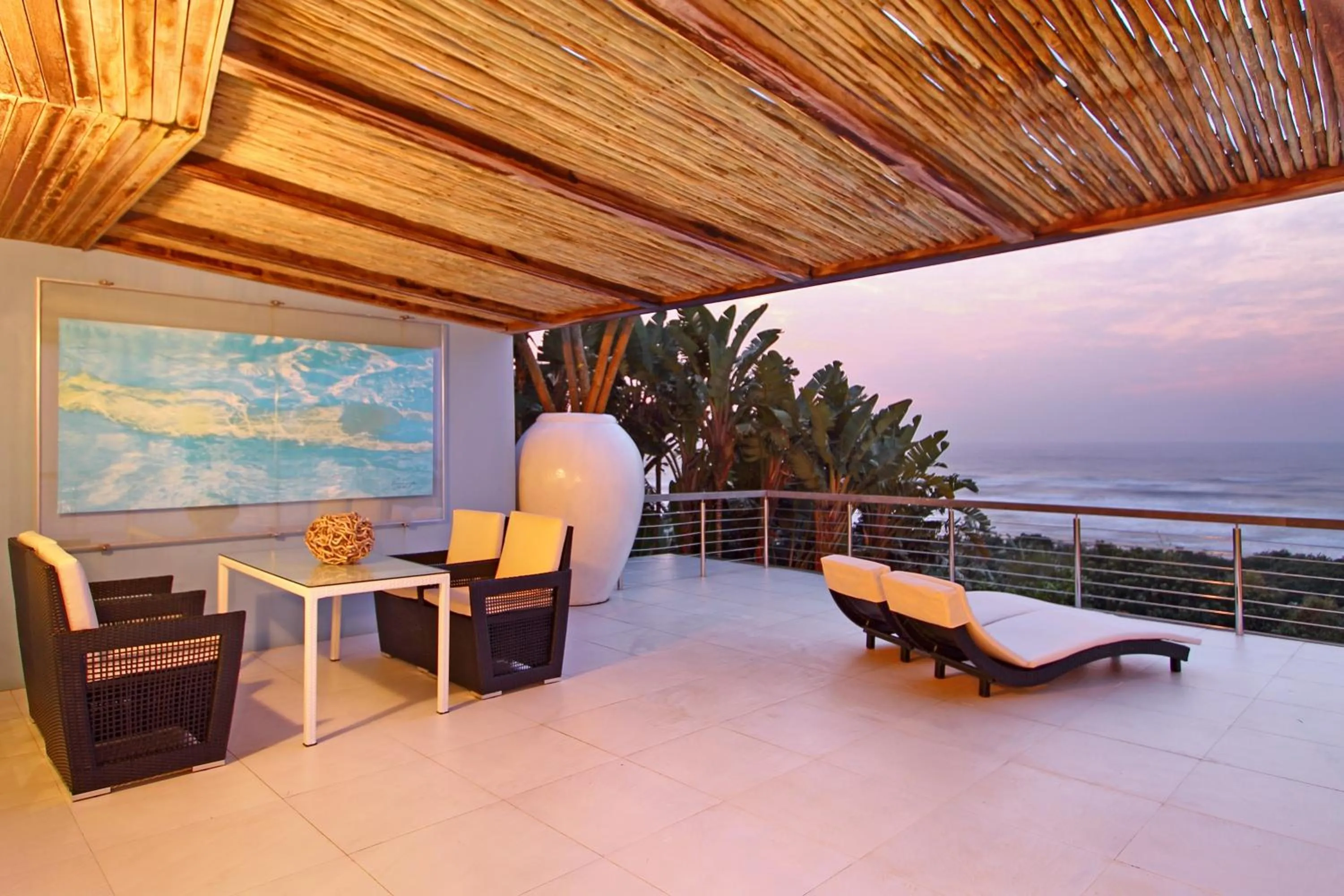 Balcony/Terrace in Days At Sea Beach Lodge