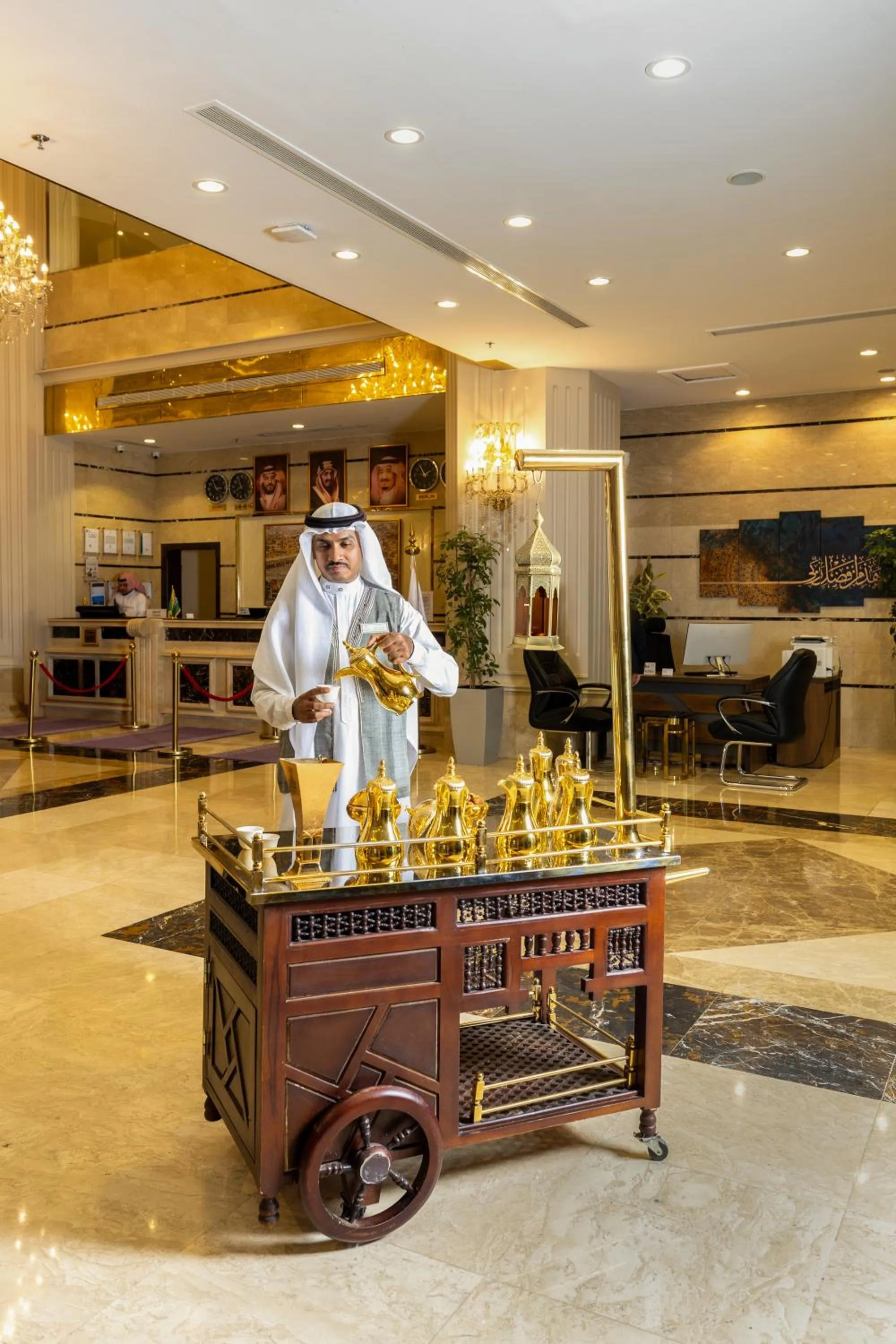 People in Emaar Al Manar