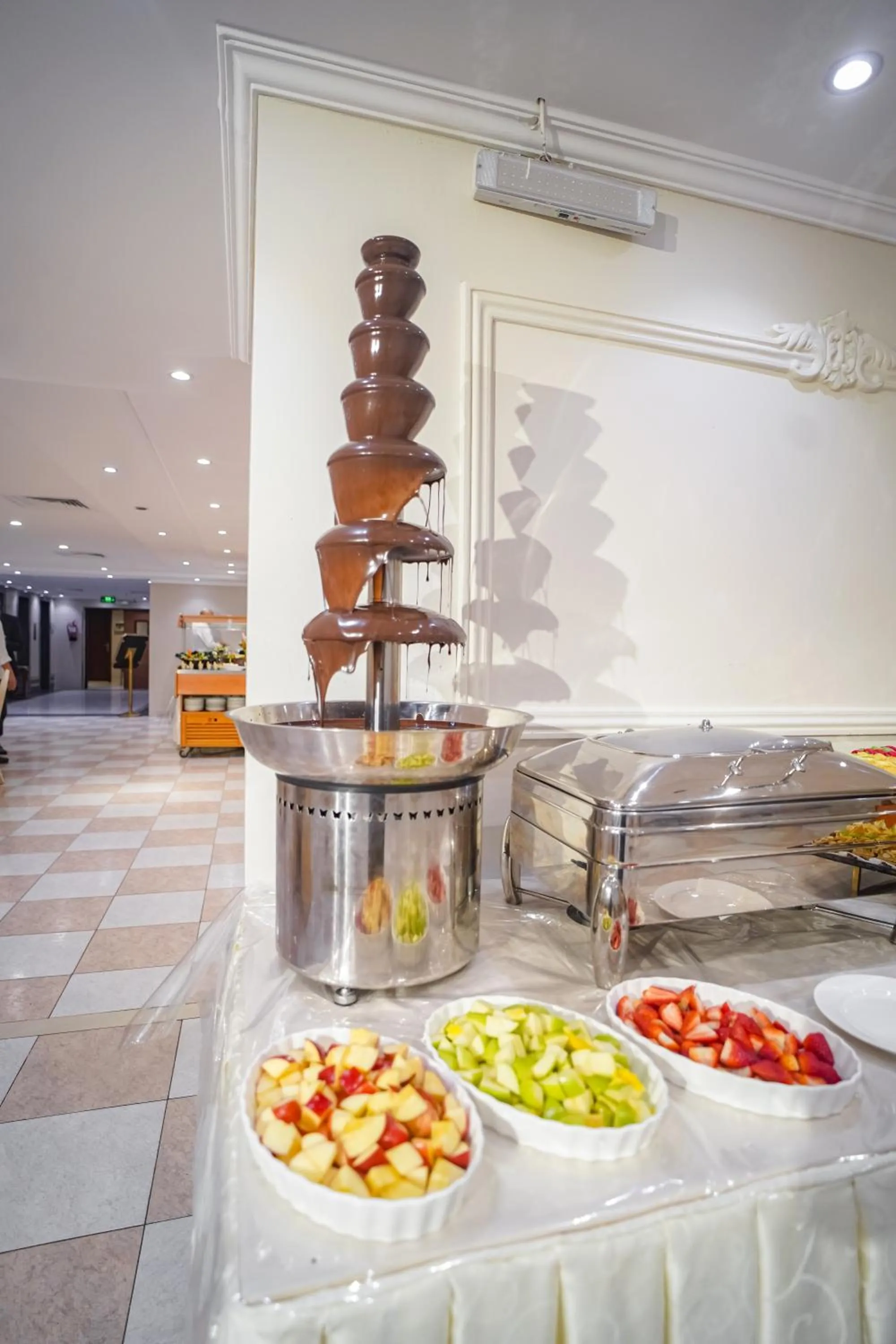 Food and drinks in Emaar Al Manar