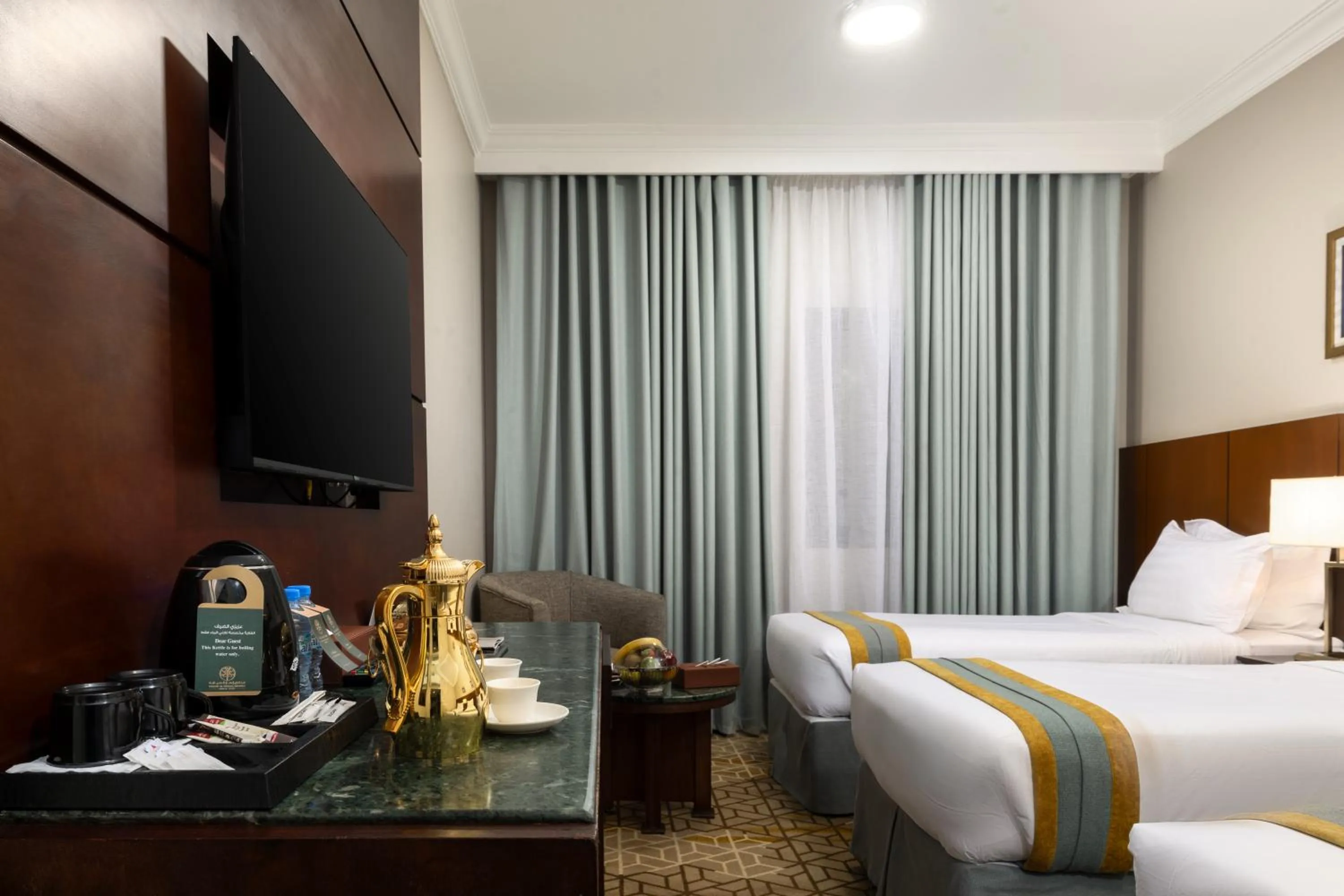 Photo of the whole room, Bed in Emaar Al Manar