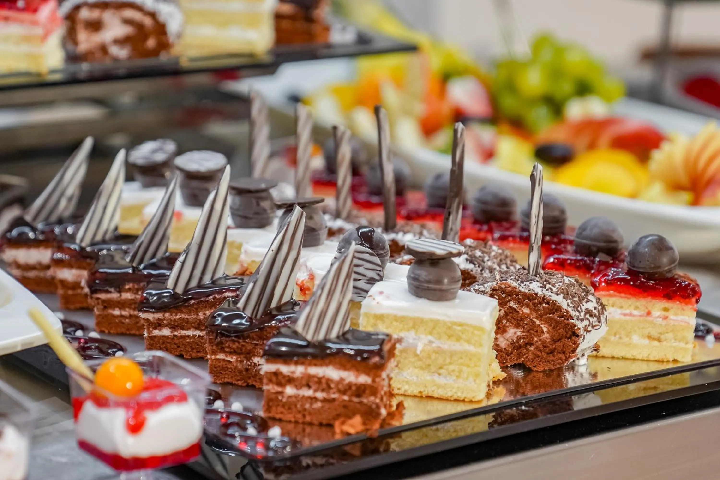 Food in Emaar Al Manar