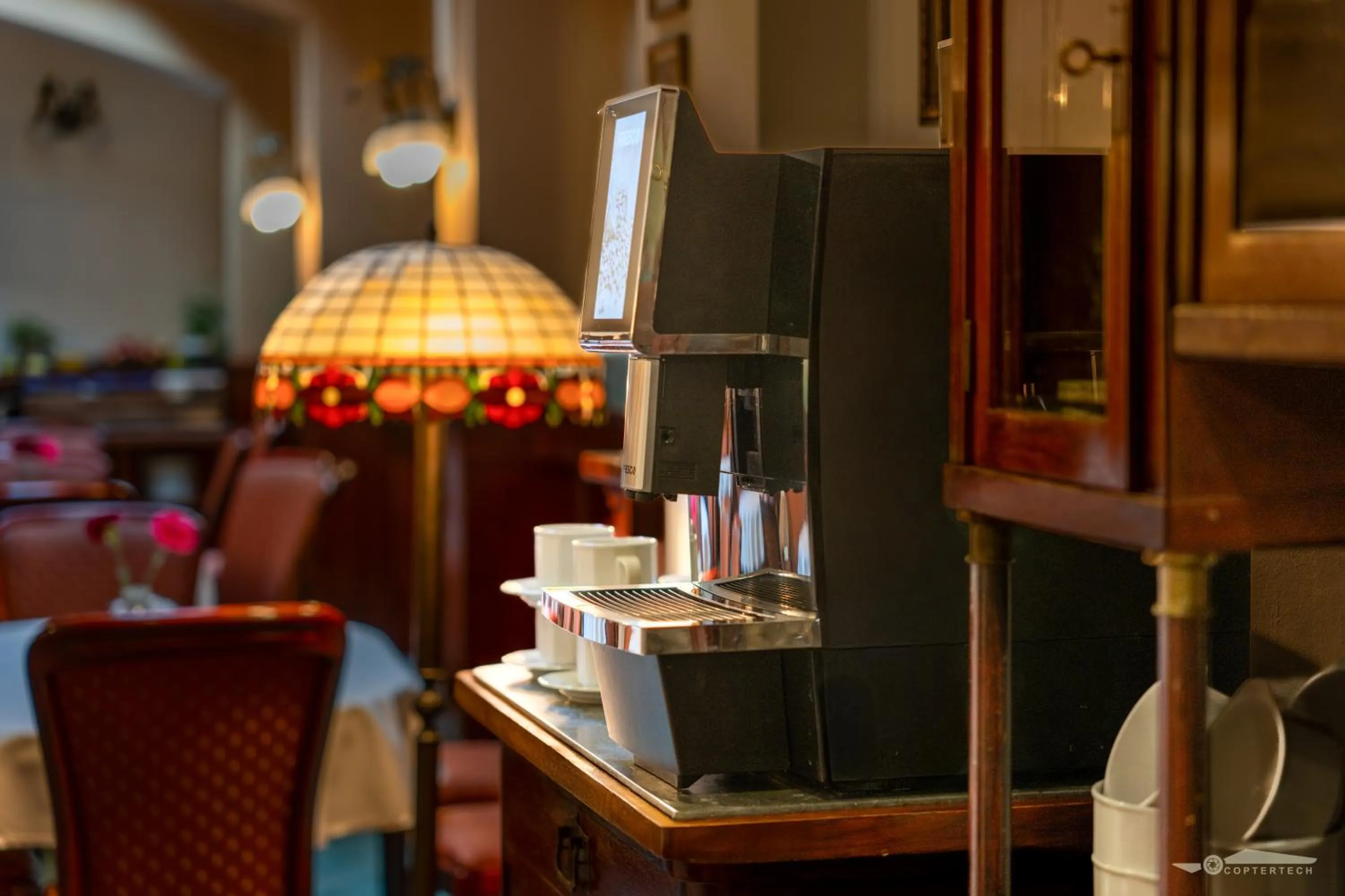 Restaurant/places to eat in Hotel Secesja