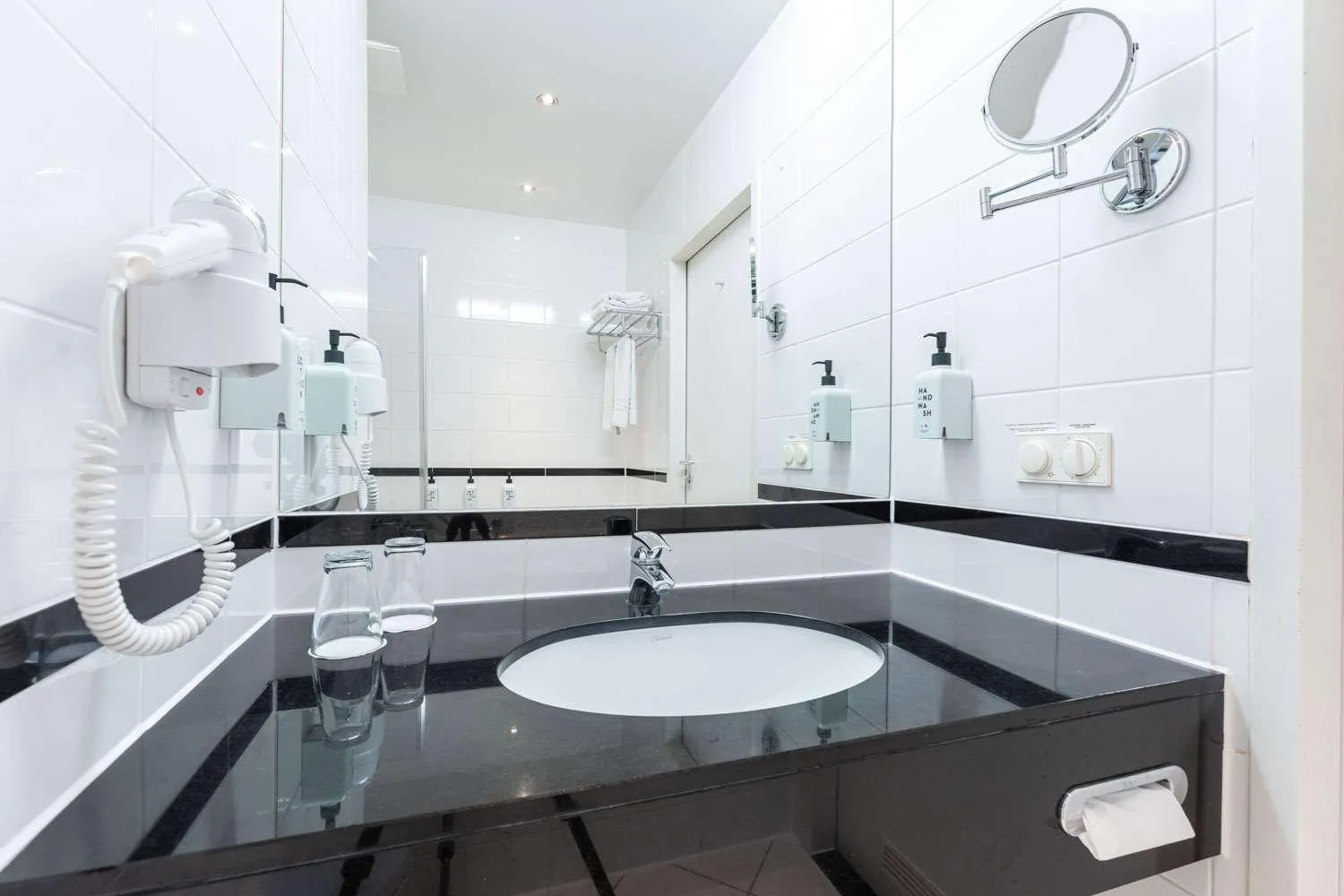 Bathroom in Scandic Gdańsk