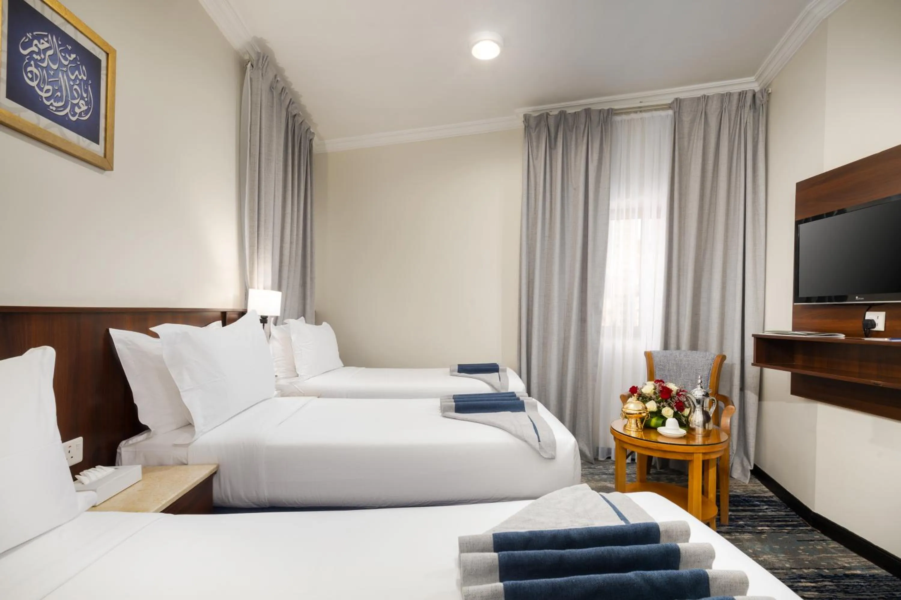 Bed in Emaar Al Khalil