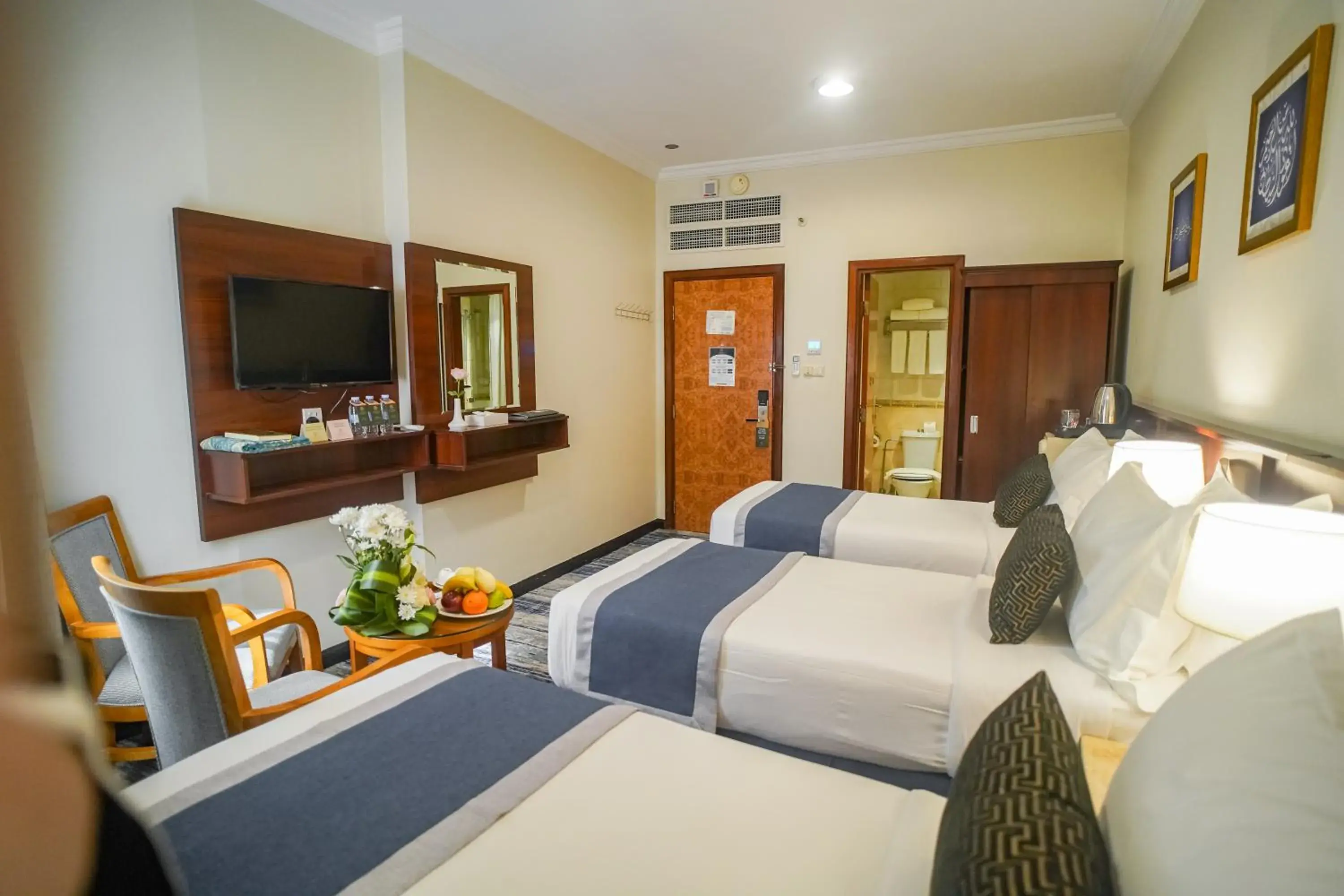 TV and multimedia, Bed in Emaar Al Khalil TV and multimedia, Bed in Emaar Al Khalil