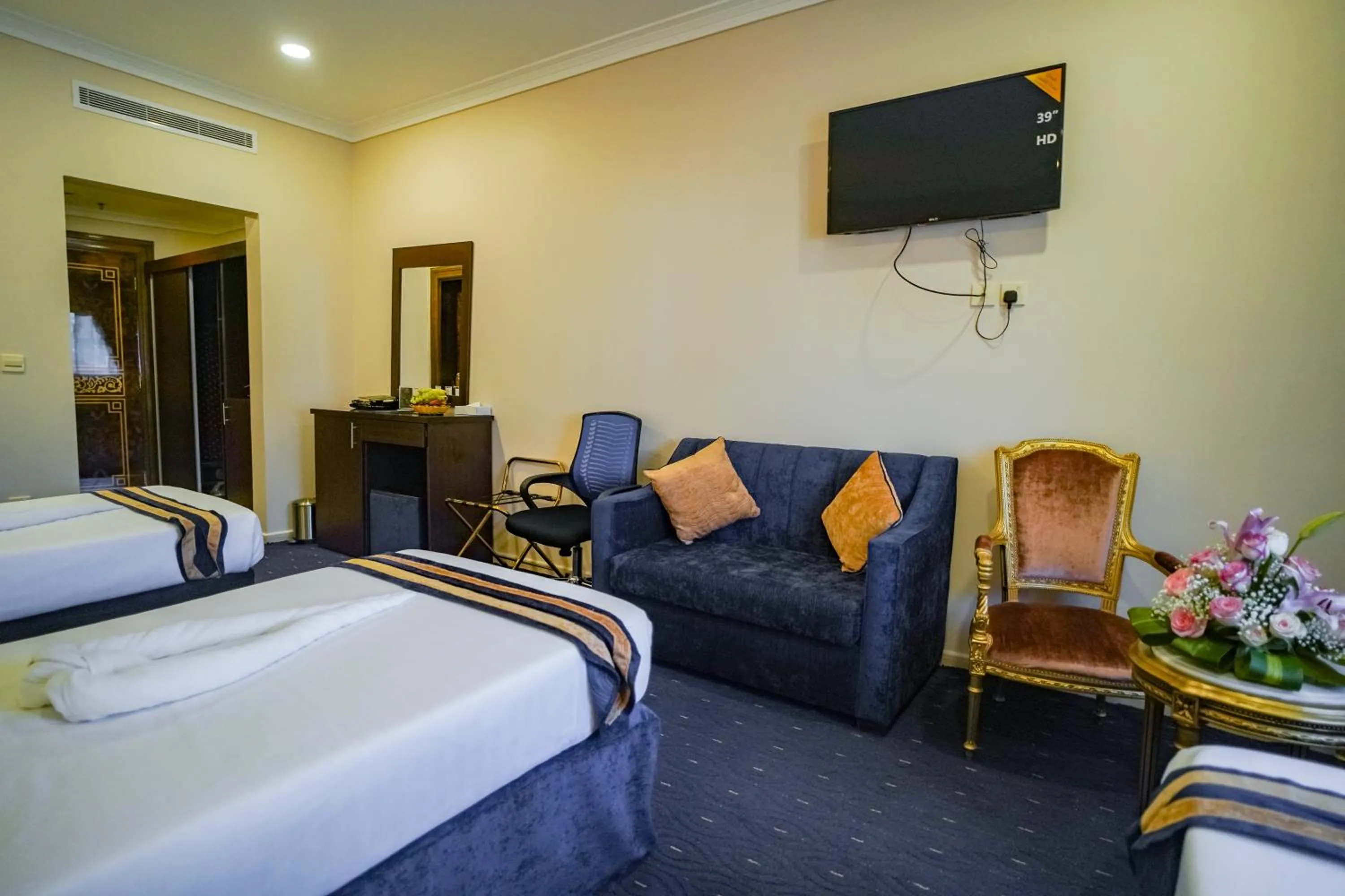 Bedroom in Emaar Forum