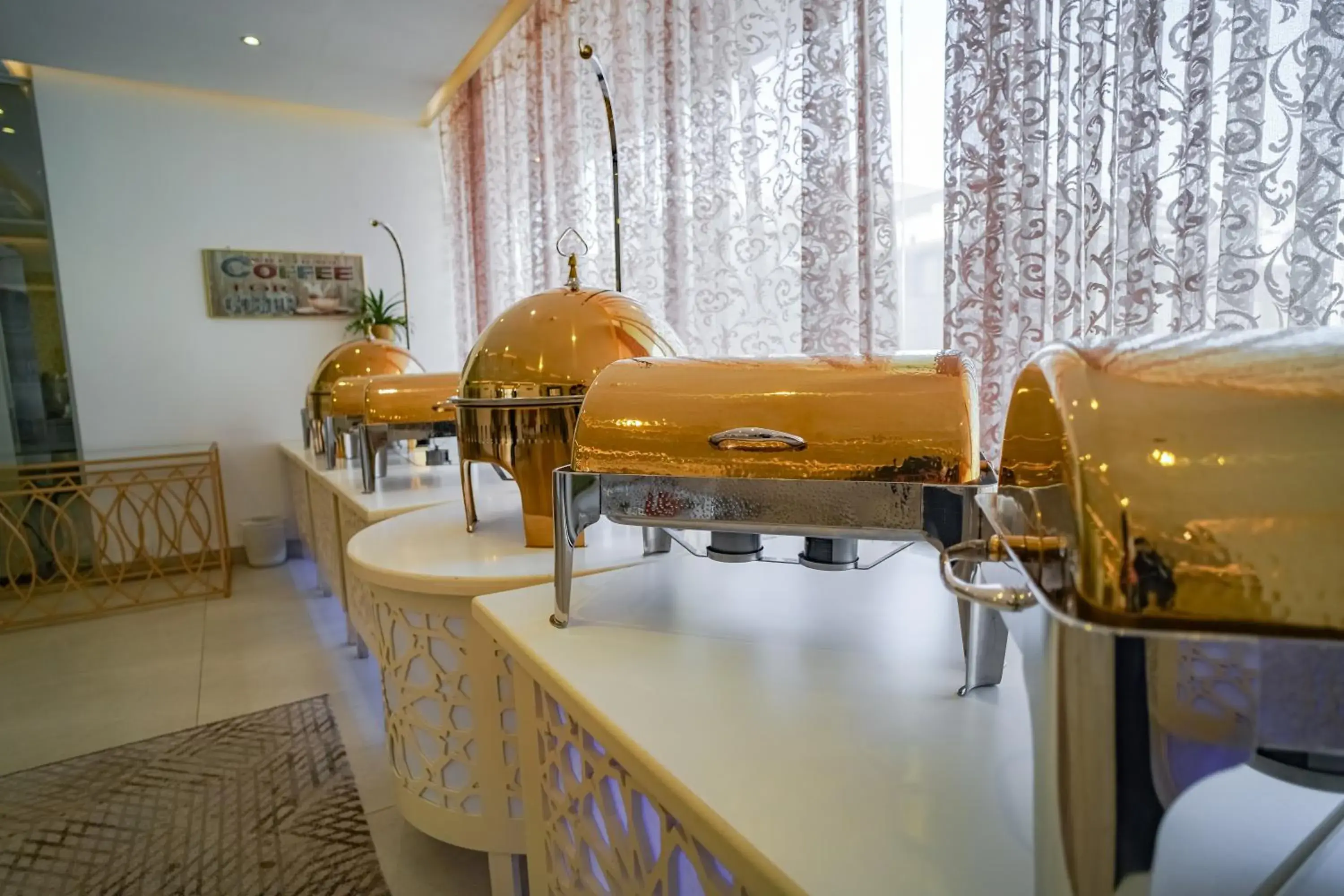 Food and drinks in Emaar Legend Food and drinks in Emaar Legend