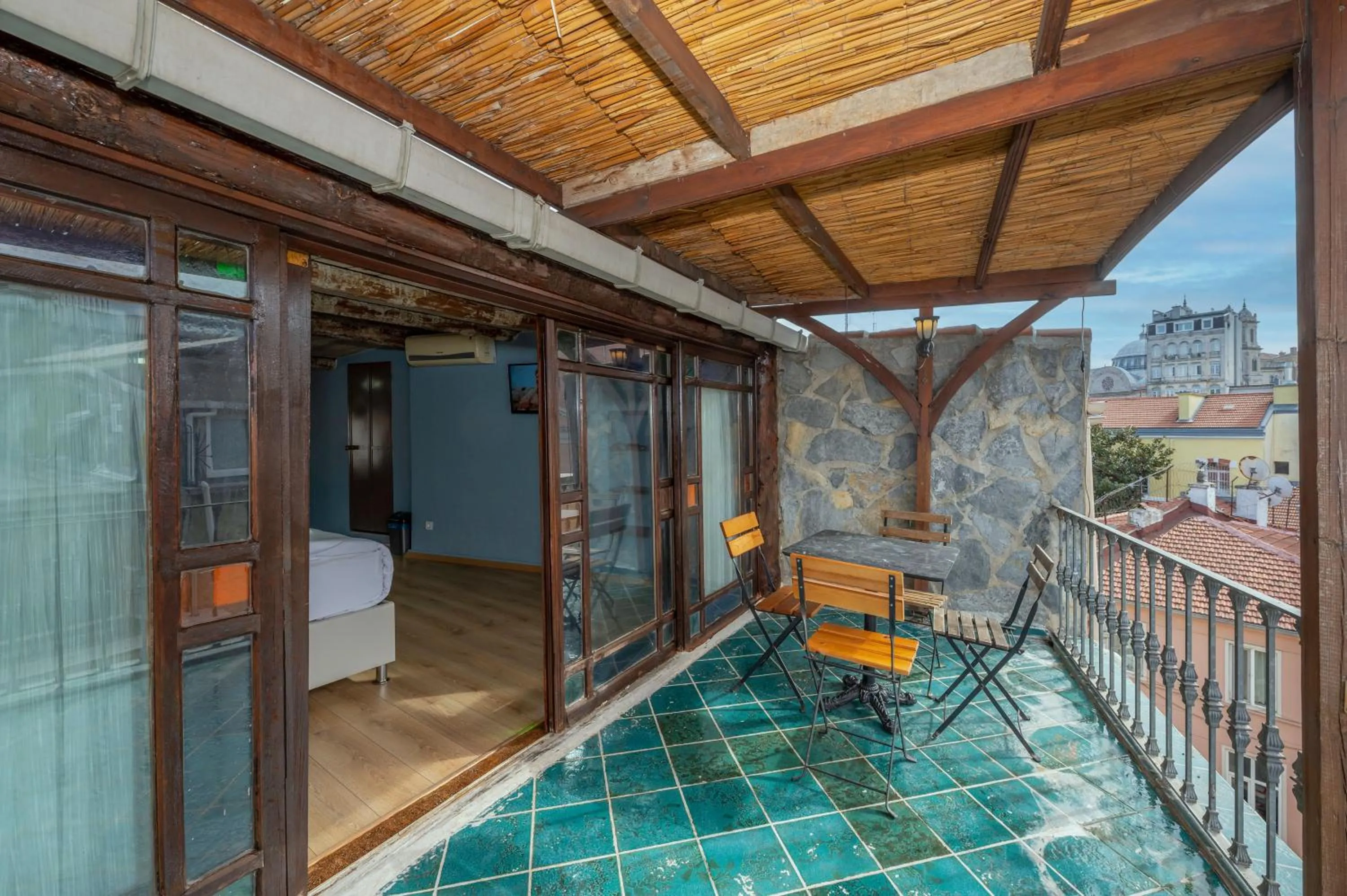 Balcony/Terrace in Taksim Antique Hotel