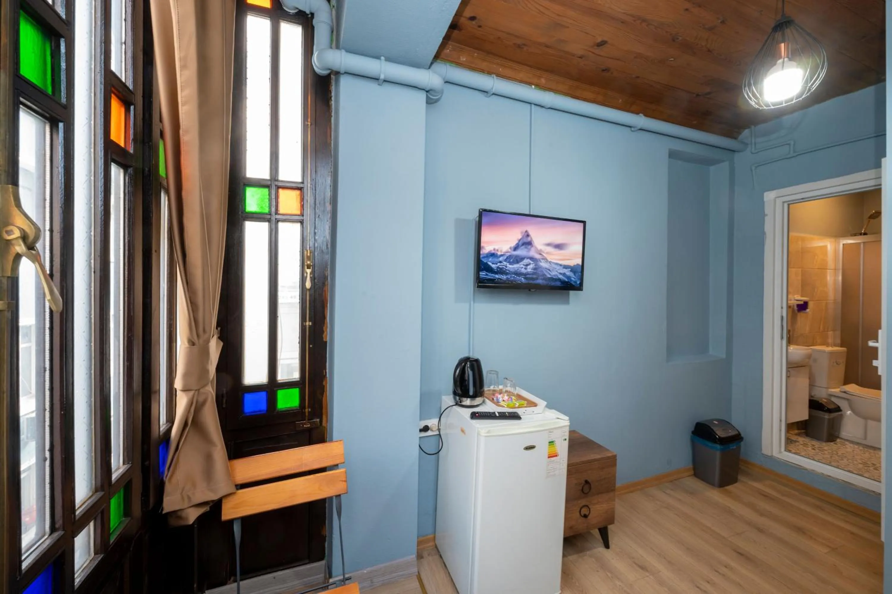 TV and multimedia in Taksim Antique Hotel