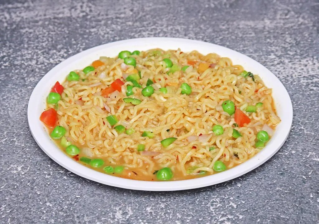 Food in Jagdambey Hotel