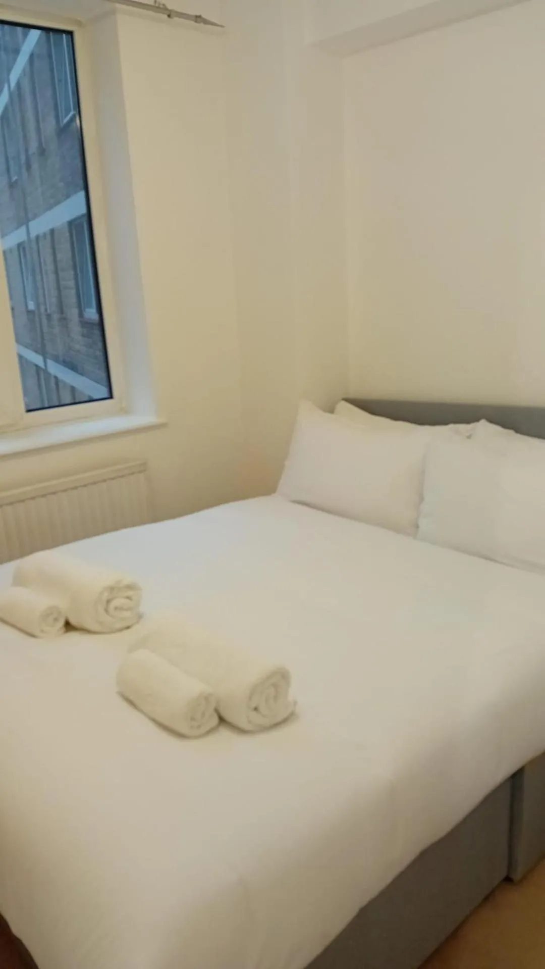 Central Apartment at Chelsea cloister Hotel