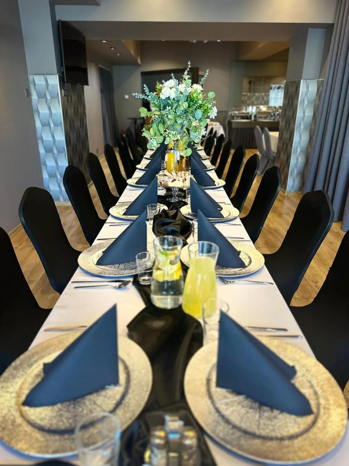 Evening entertainment in Nova Hotel