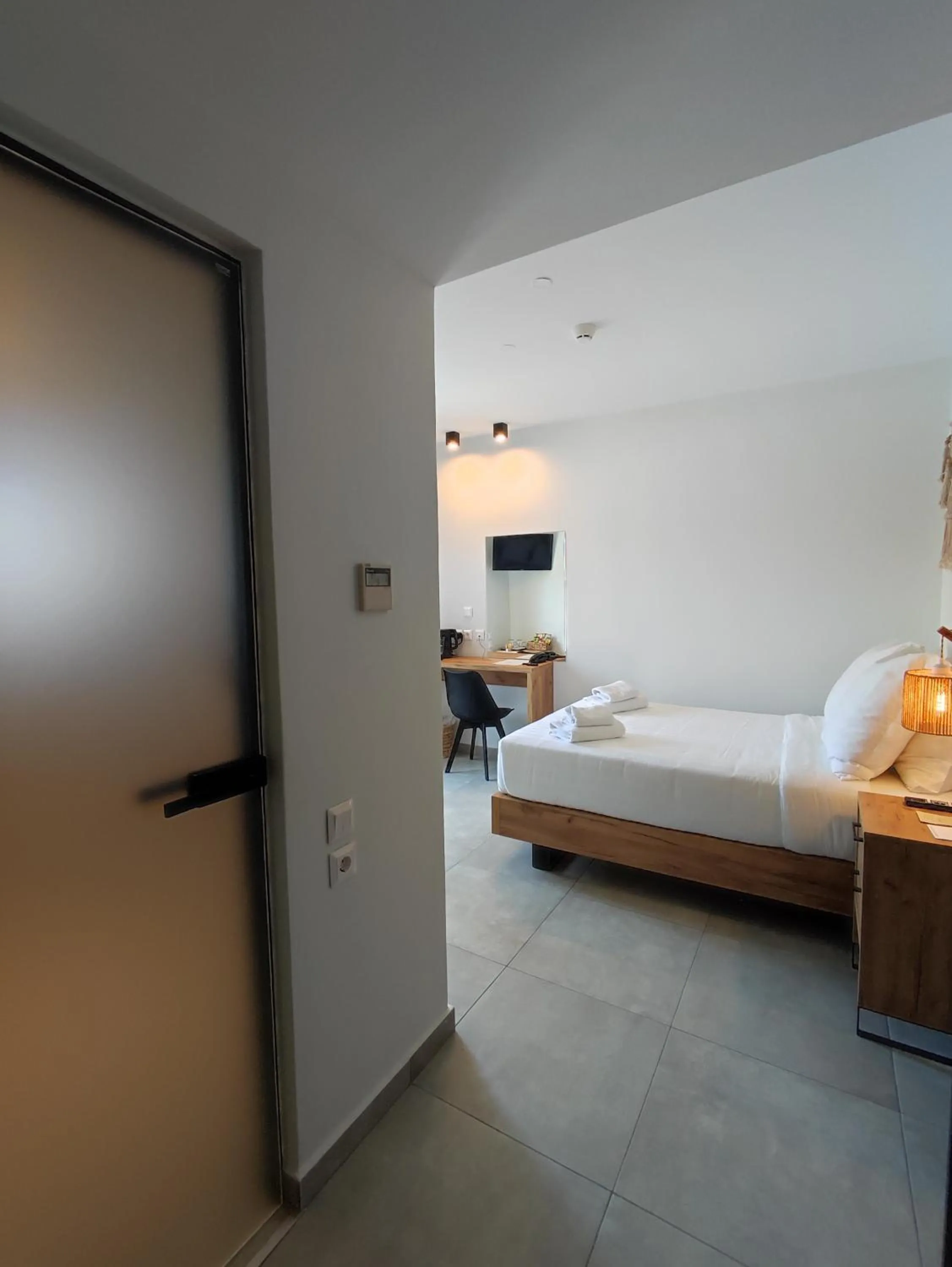 Bed in Niso Skiathos