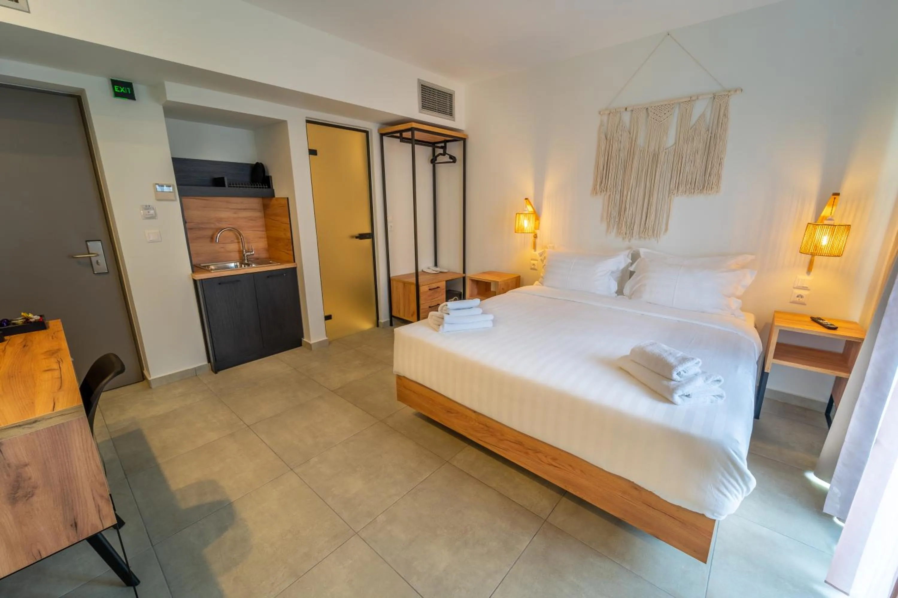 Bed in Niso Skiathos