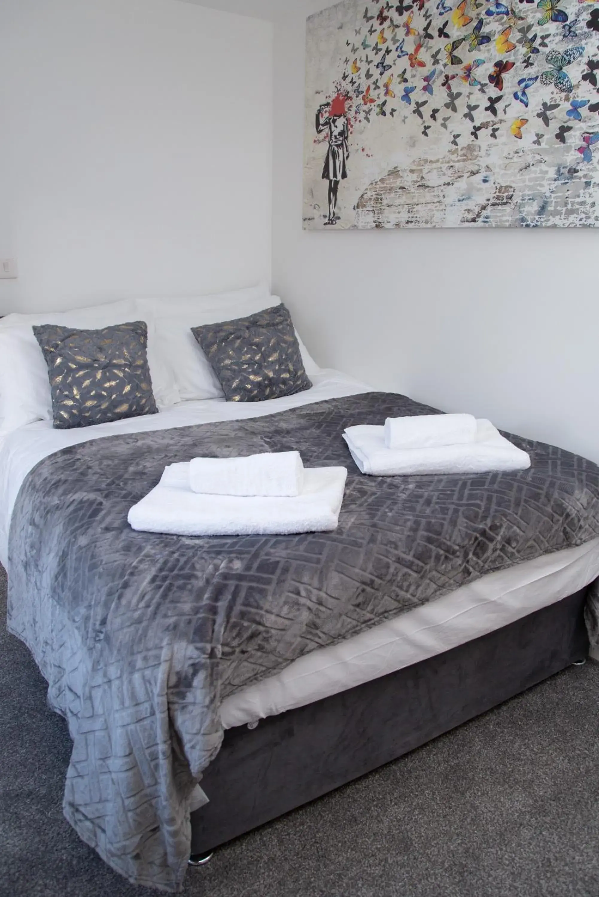 Compact Double Room in Hotel Rafay Compact Double Room in Hotel Rafay