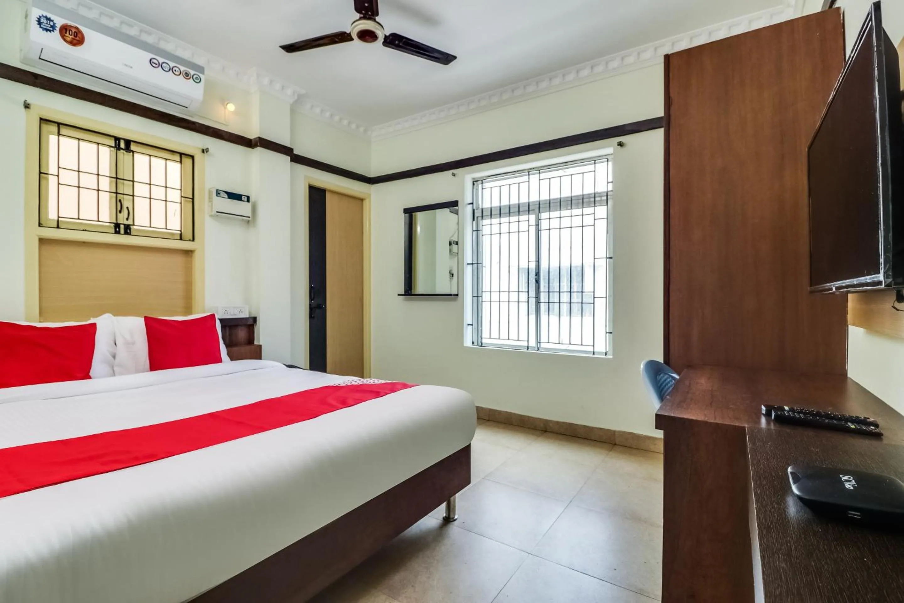 Bedroom in Hotel O Elite Residency