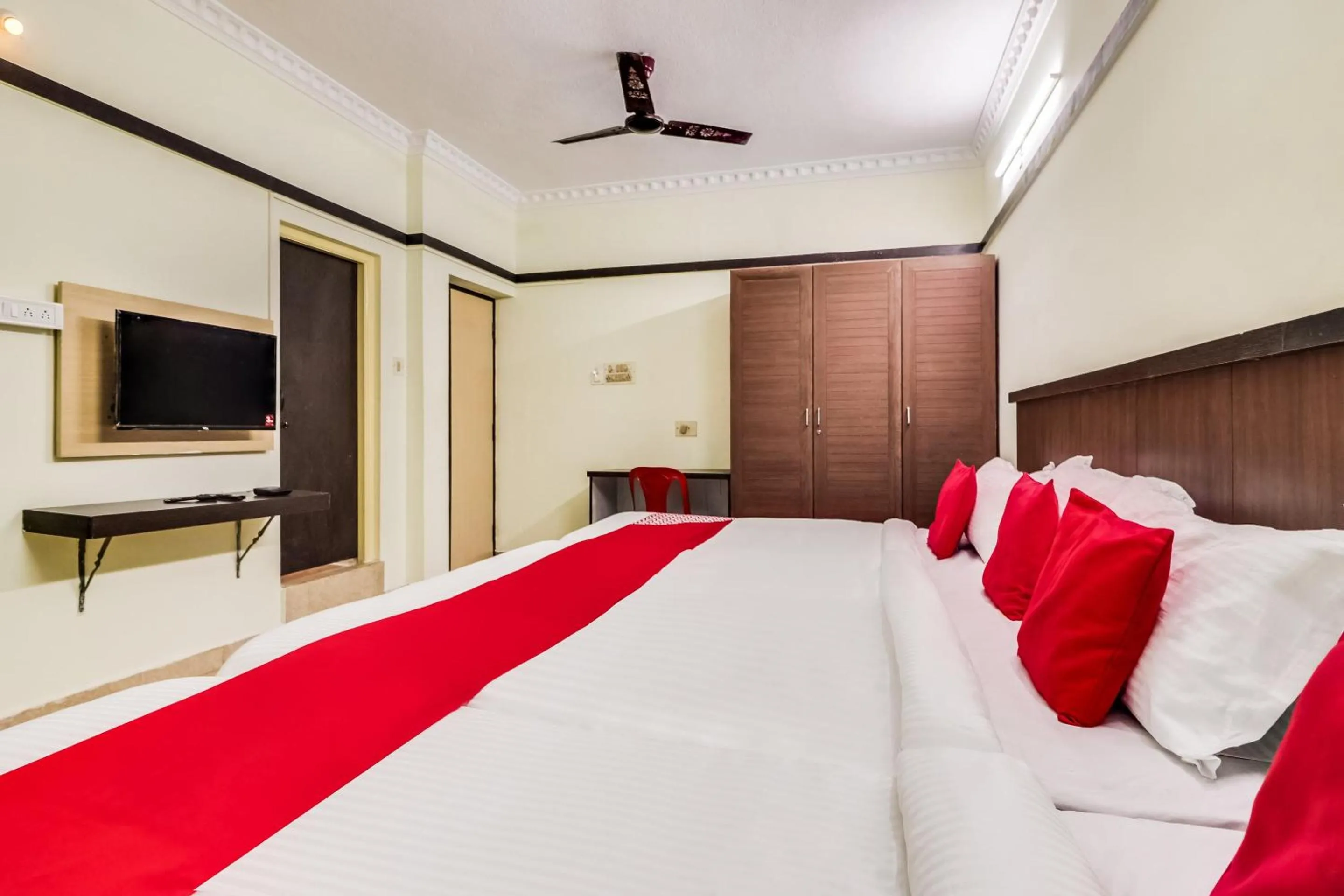 Bedroom in Hotel O Elite Residency