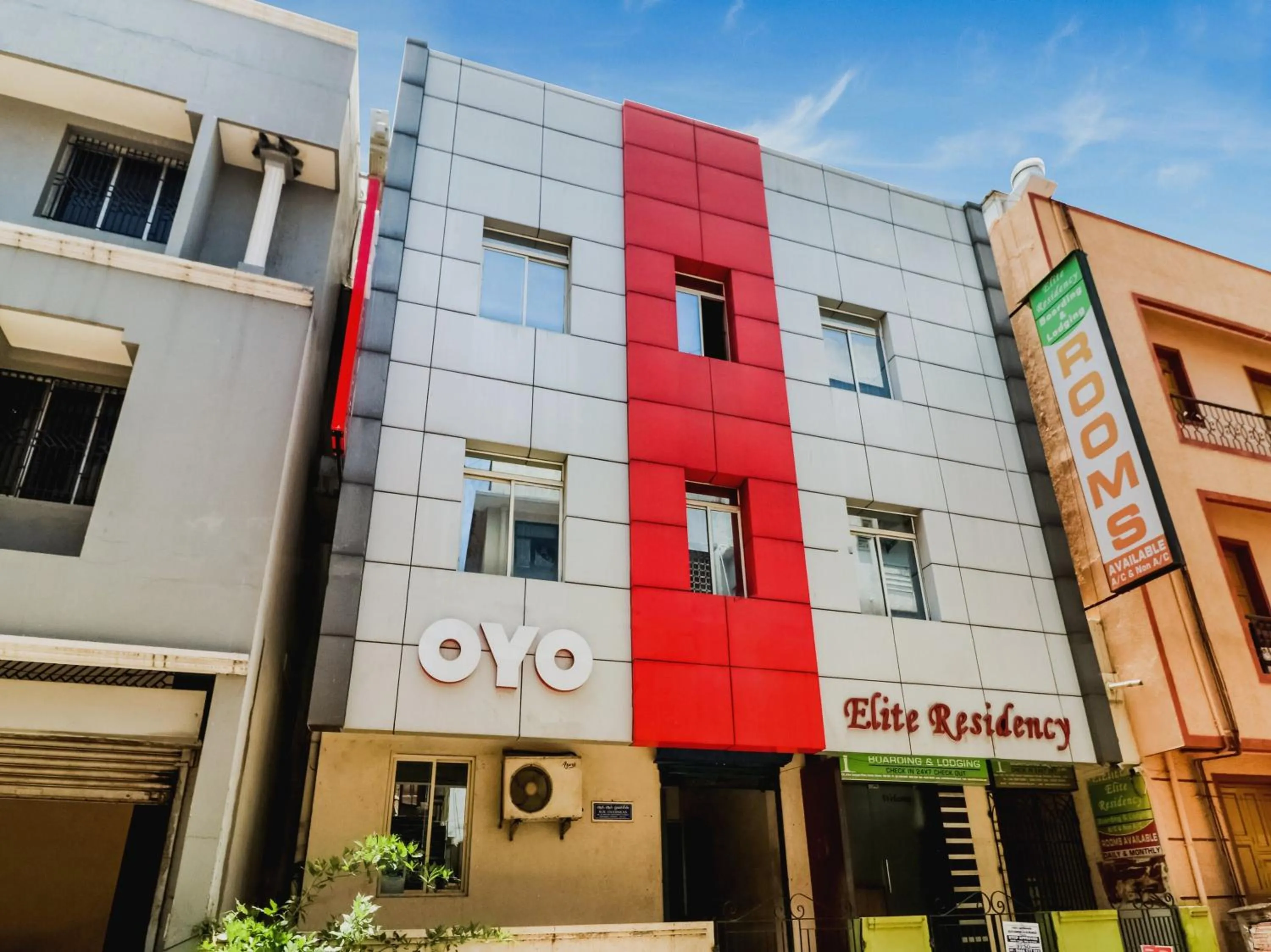 Facade/entrance in Hotel O Elite Residency