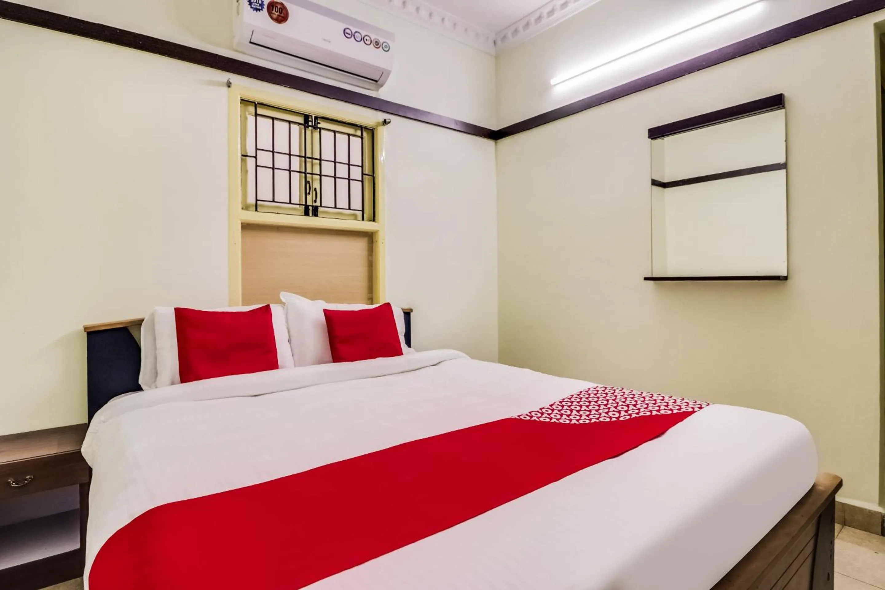 Bedroom in Hotel O Elite Residency
