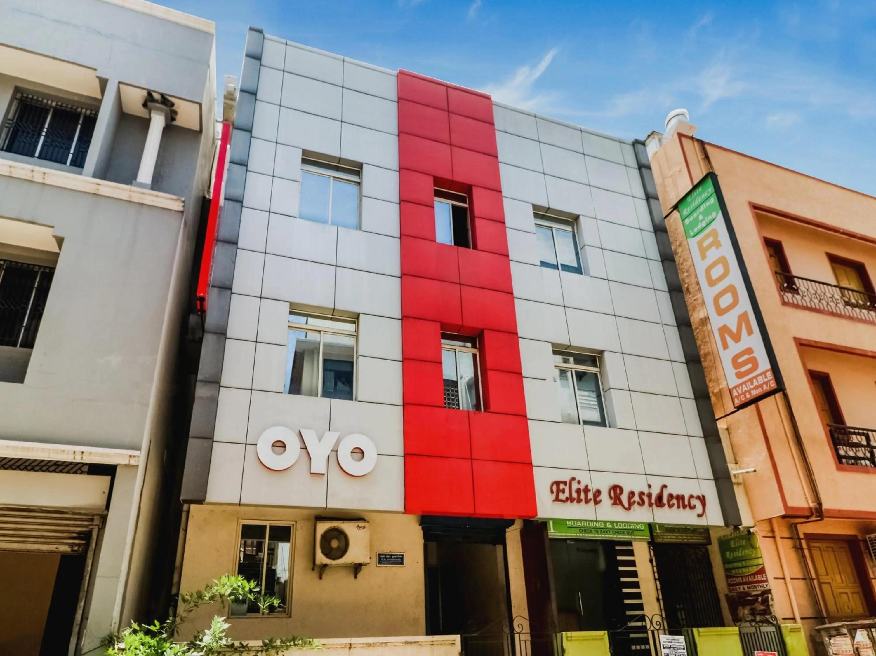 Facade/entrance in Hotel O Elite Residency